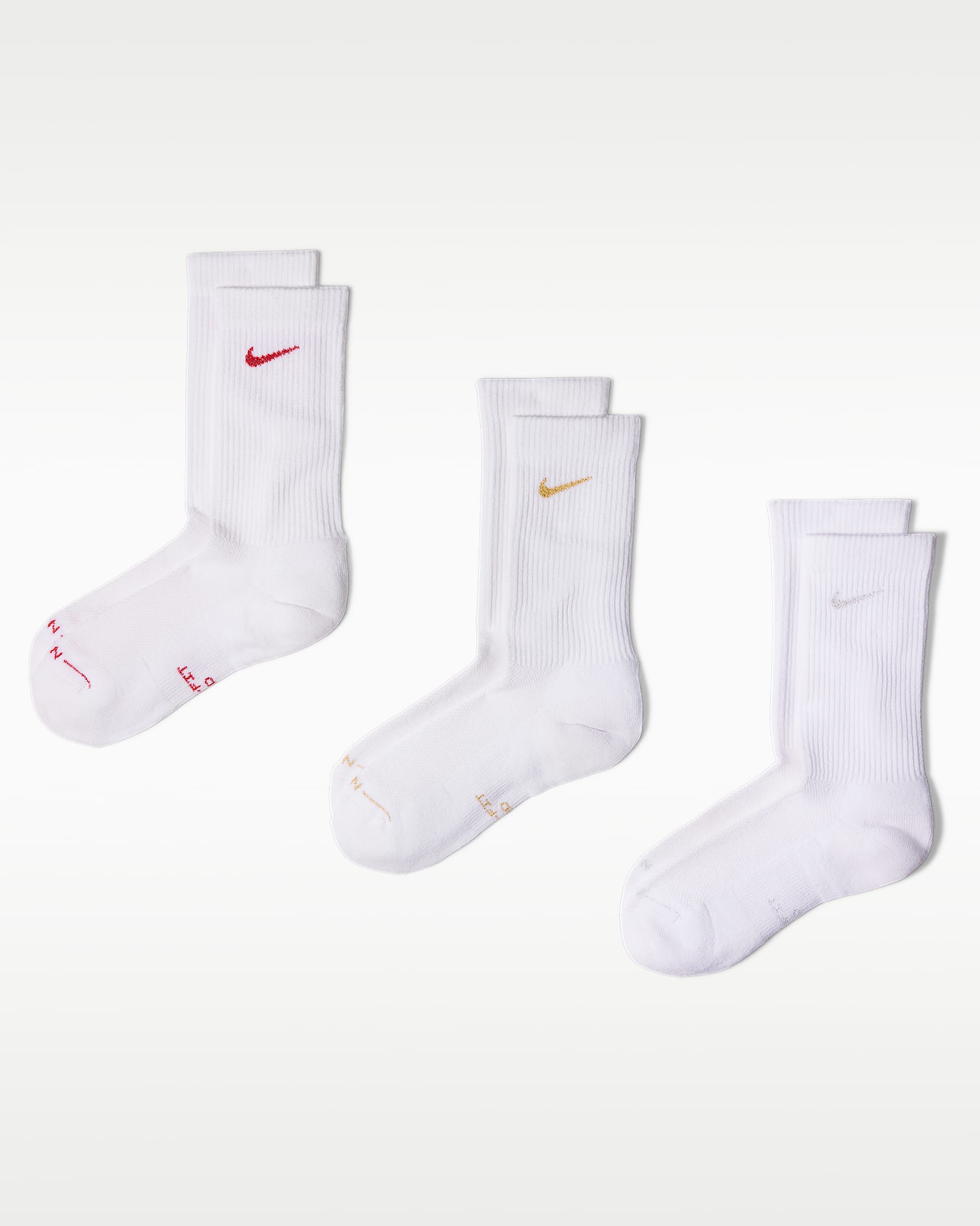 Nike Everyday Elevated 速干中筒运动袜（3 双） - 多色