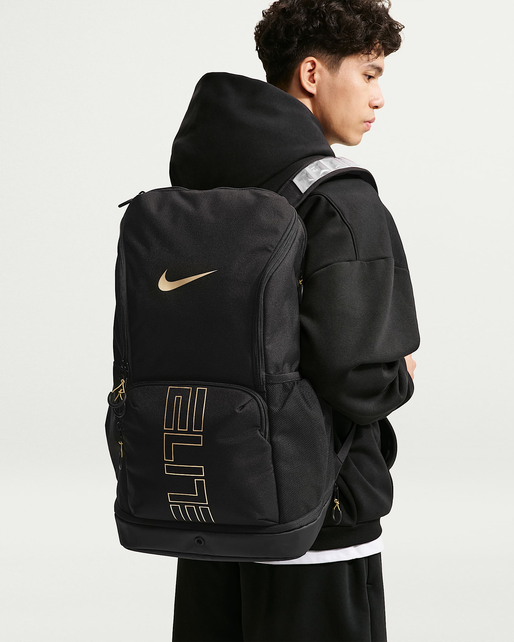 Nike Varsity Elite 双肩包 - 黑/黑/金属色