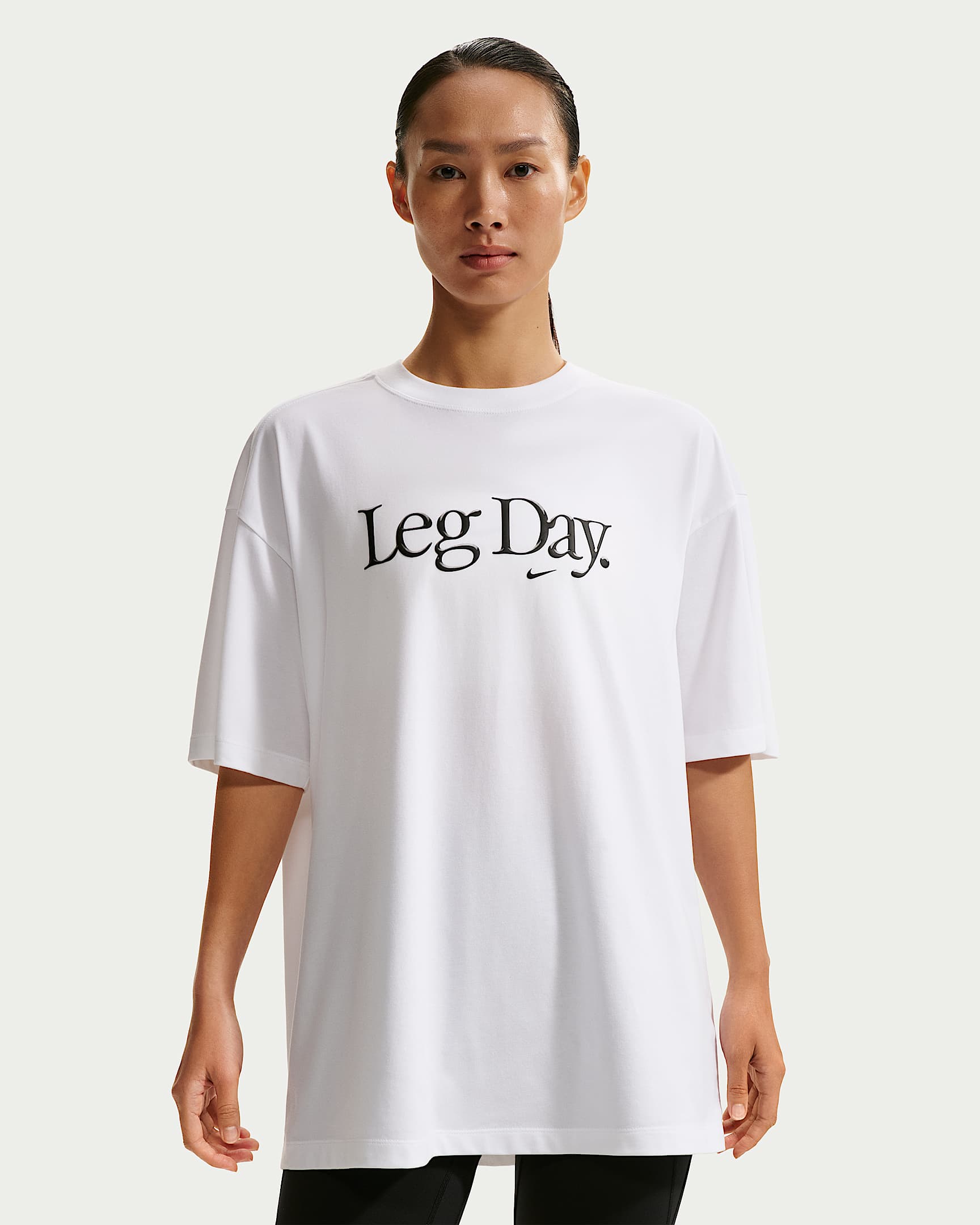 Nike Dri-FIT 女子 Oversize 风速干T恤 - 白色