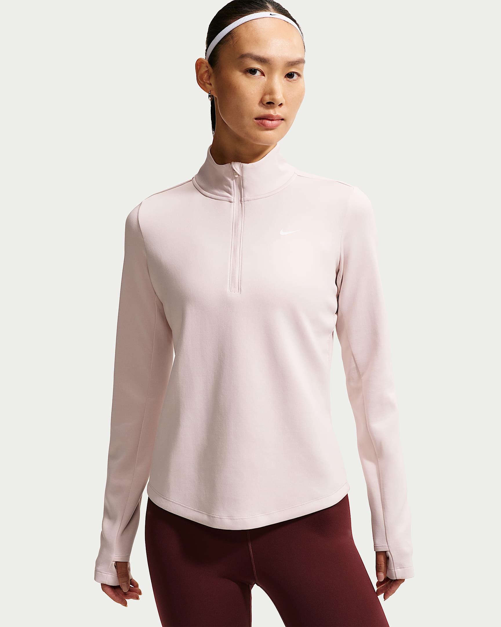 Nike One Therma-FIT 女子中间层上衣 - 砂岩灰粉