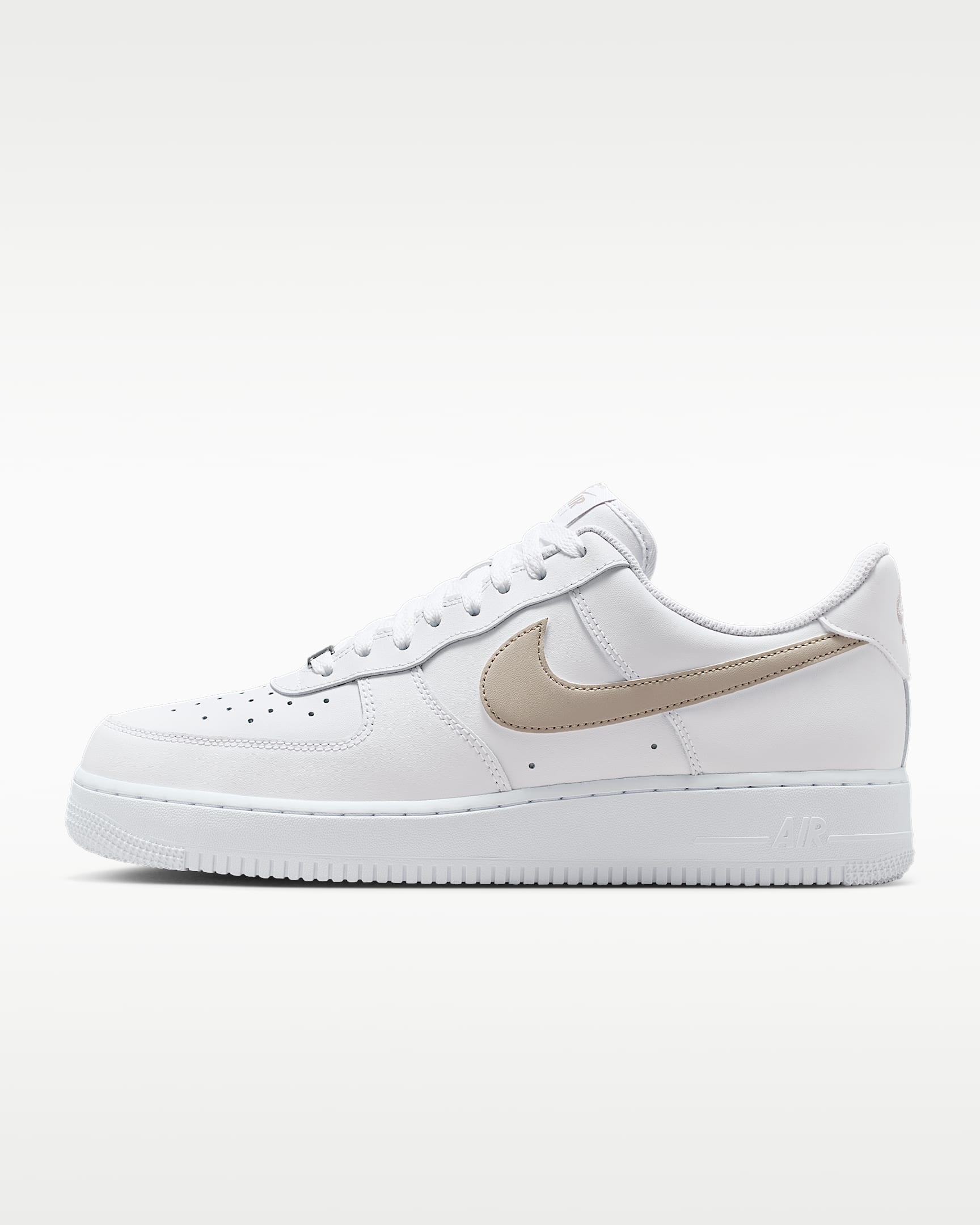 Nike Air Force 1 '07 男子空军一号运动鞋 - 白色/白色/温和冷月光