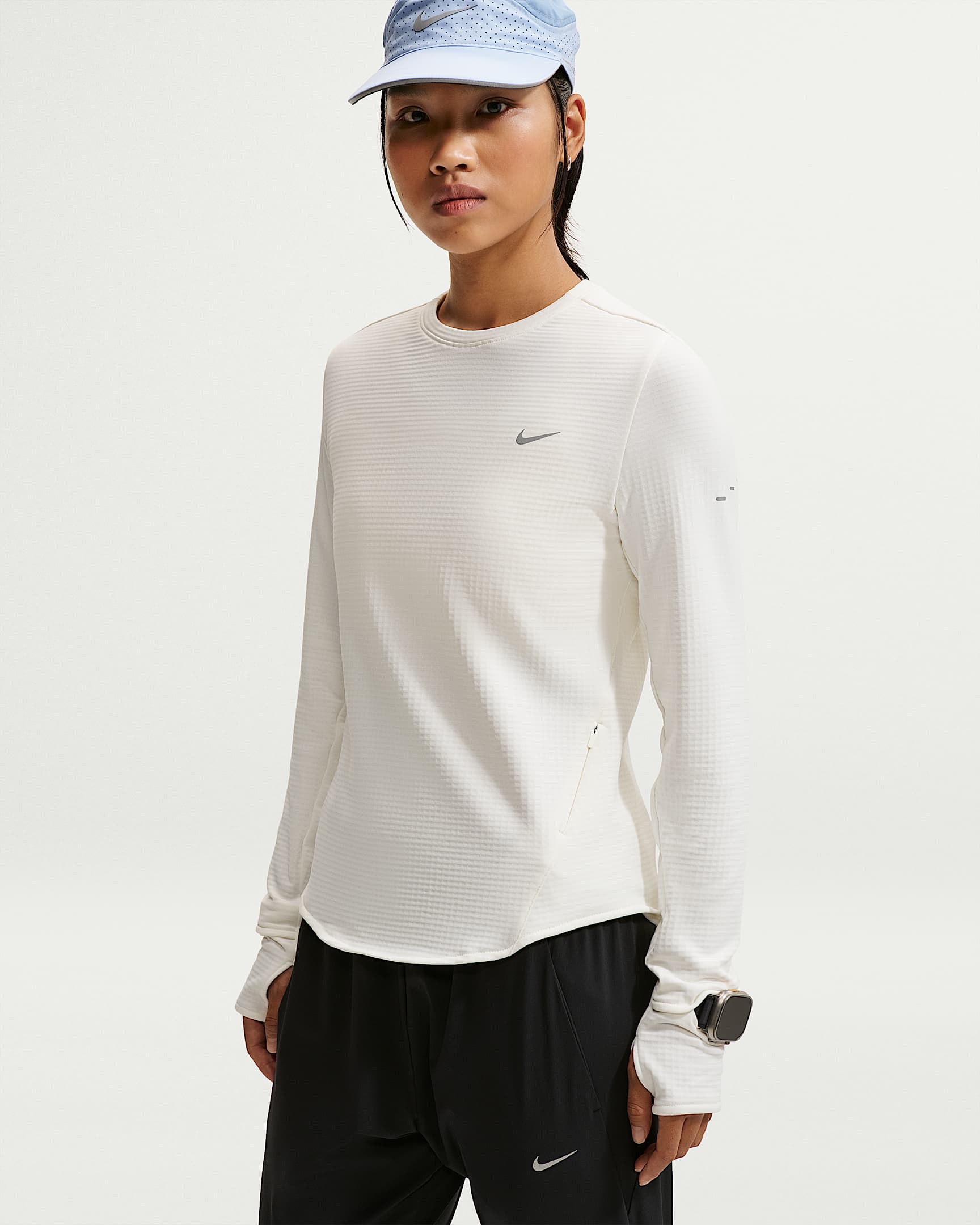 Nike Swift Therma-FIT 女子跑步中间层上衣 - 帆白
