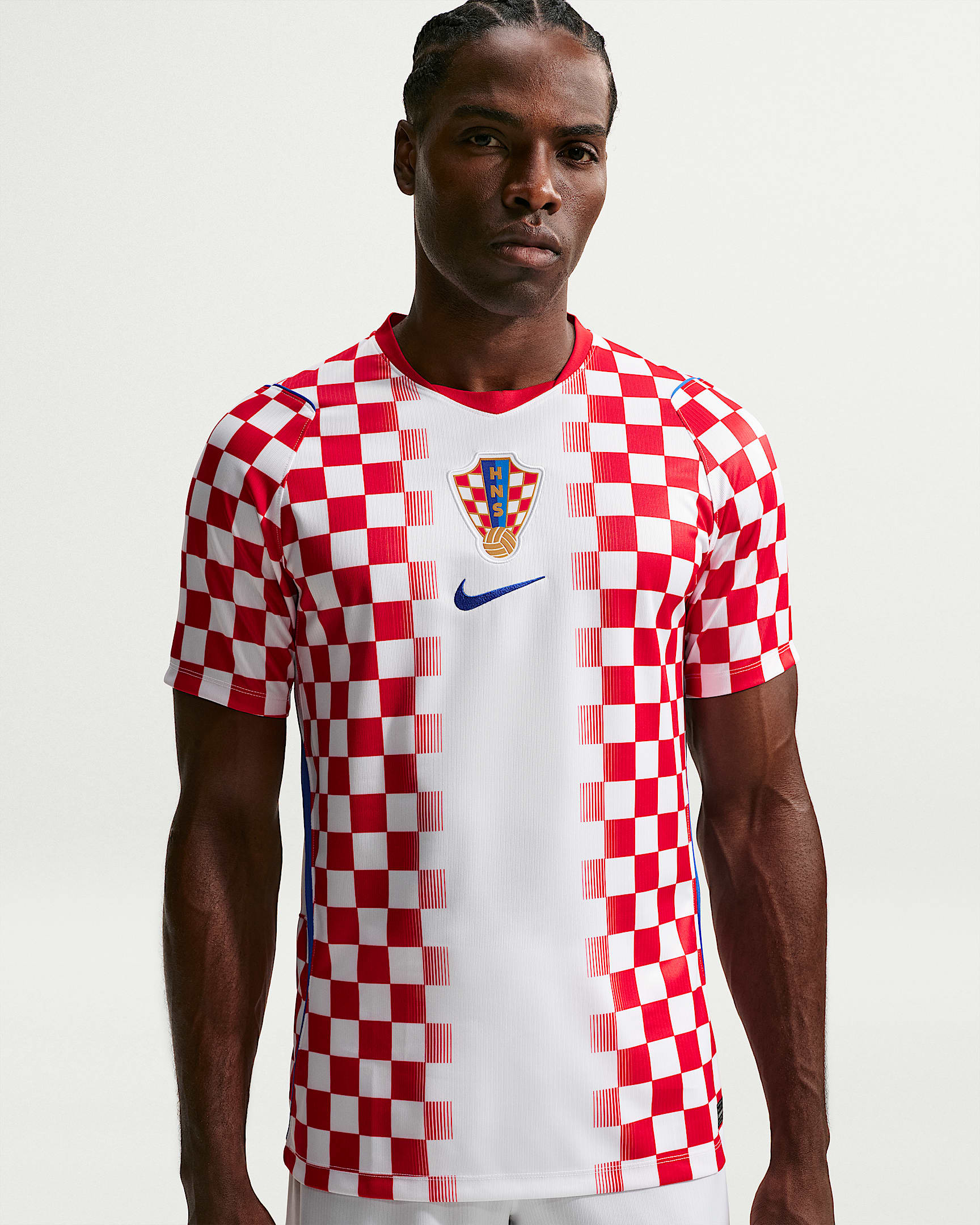 2026 赛季克罗地亚队主场球迷版 Nike Dri-FIT 男子速干足球球衣 - 白色/大学红/皇家蓝