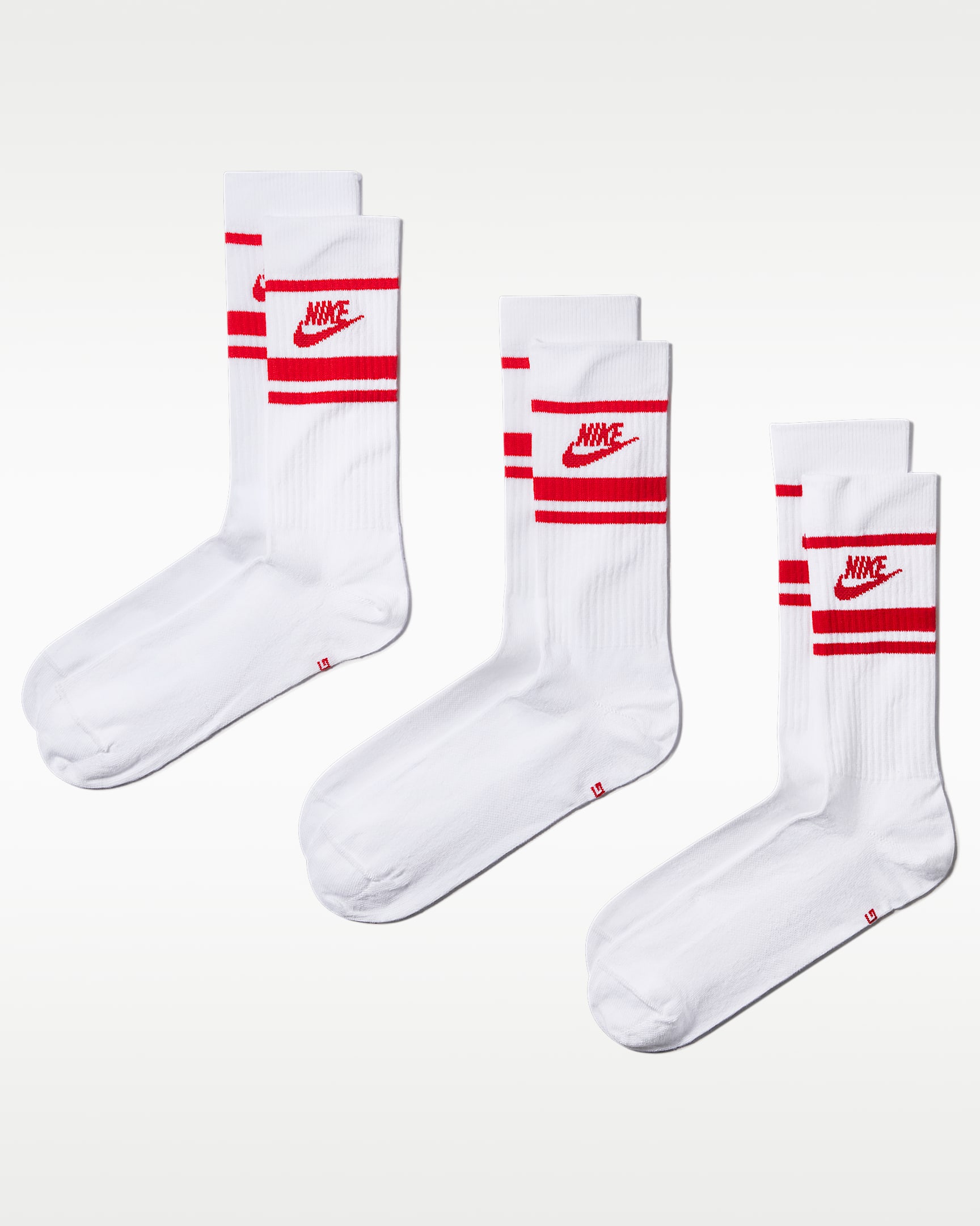 Nike Sportswear Dri-FIT Everyday Essential 速干中筒运动袜（3 双） - 白色/大学红/大学红
