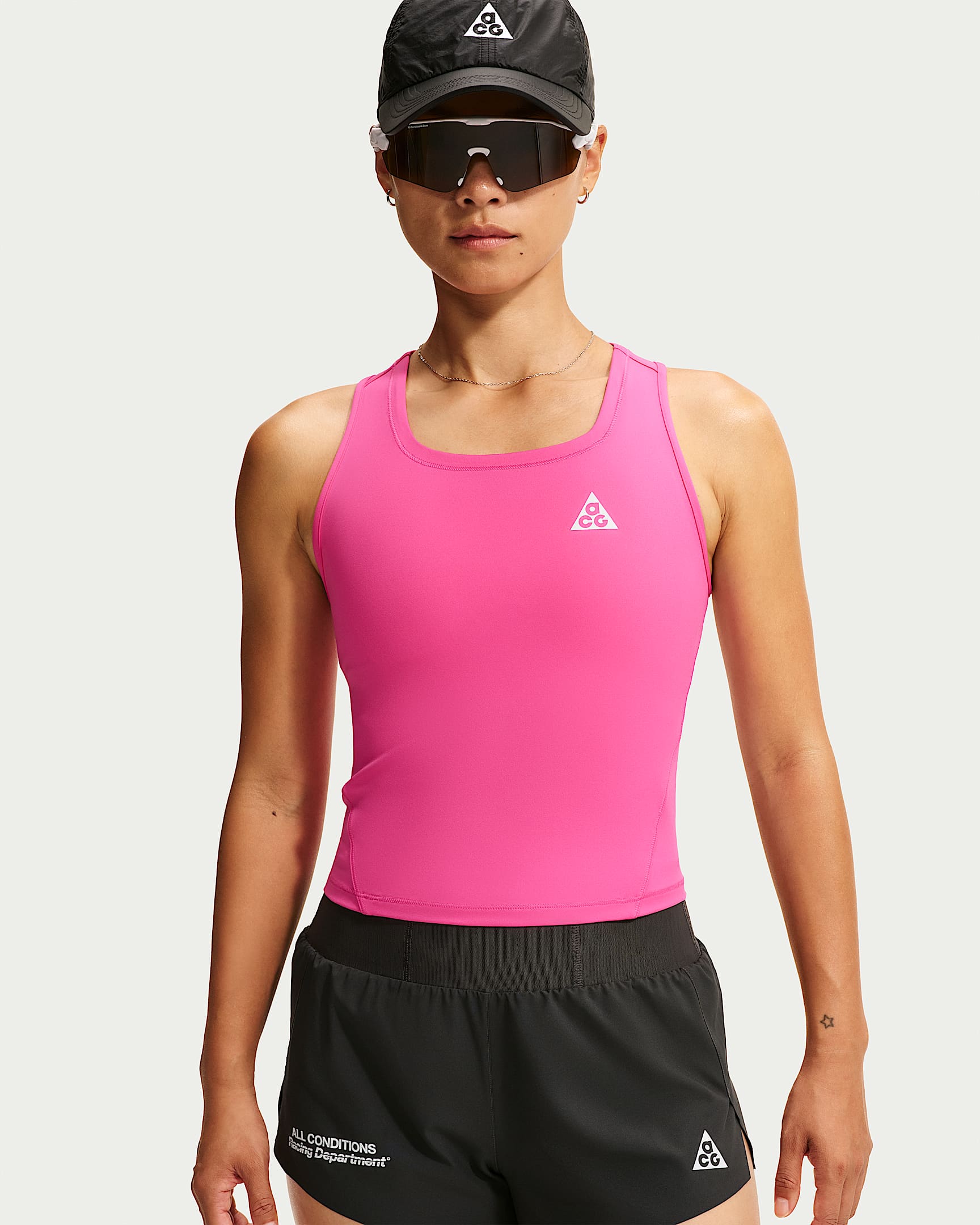 Nike ACG Dri-FIT 女子速干越野跑背心 - 沙漠粉/山峰白