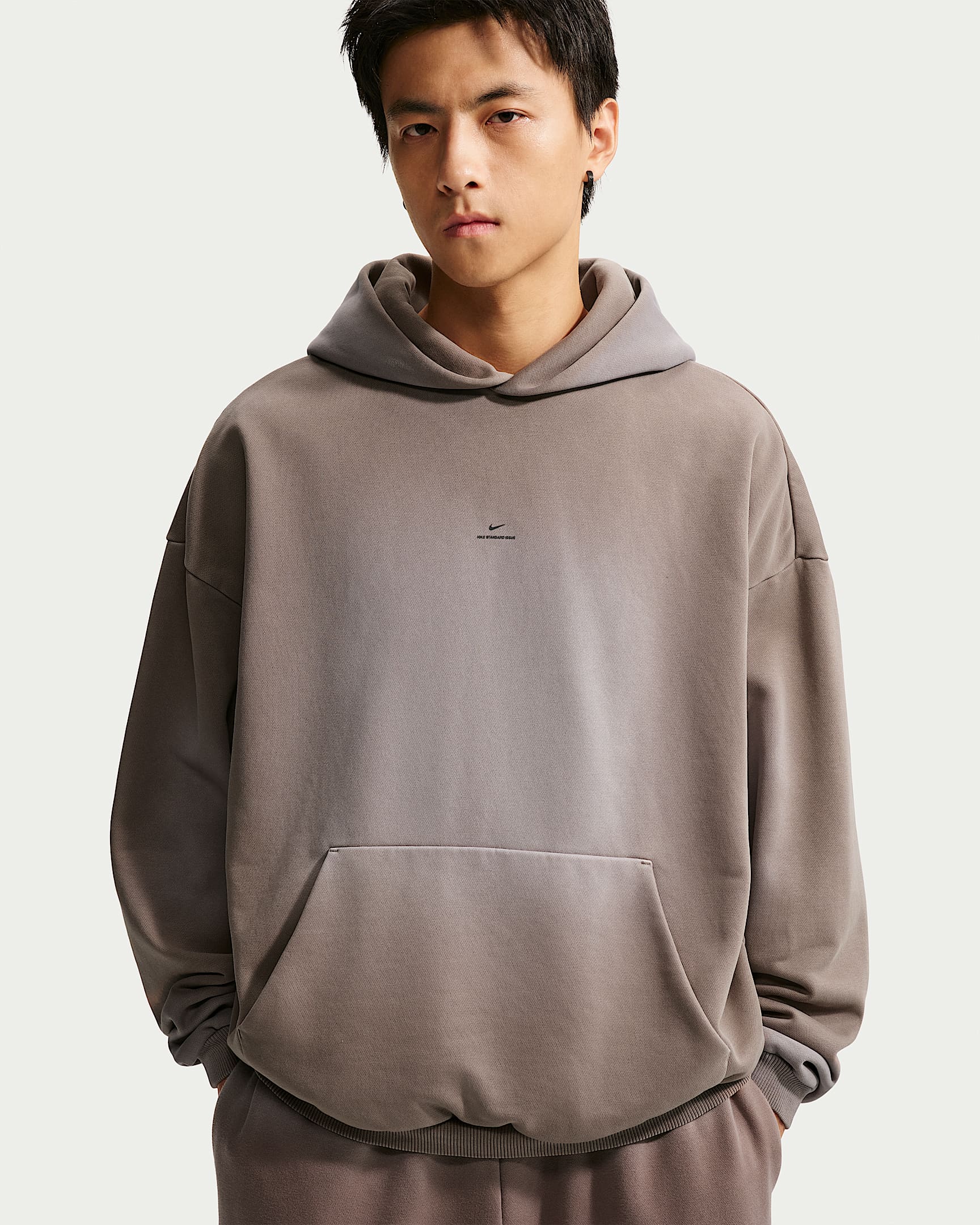 Nike Standard Issue 耐克篮球小标系列男子厚实加绒套头篮球连帽衫 - 貂棕/淡象牙白/黑