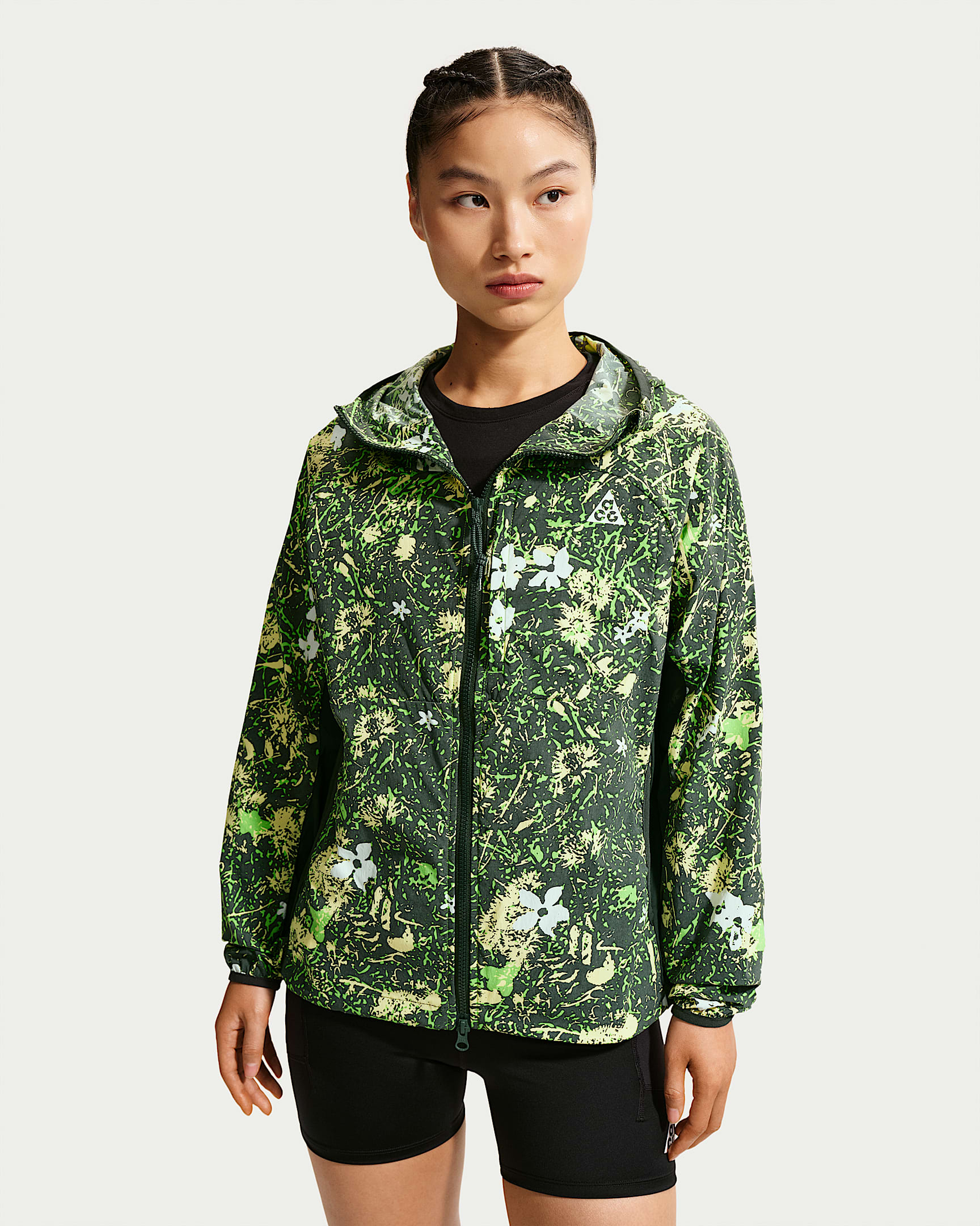 Nike ACG "Five Towers" 女子速干夹克防晒衣 - 黑云衫绿/黑云衫绿/活力绿黄/山峰白