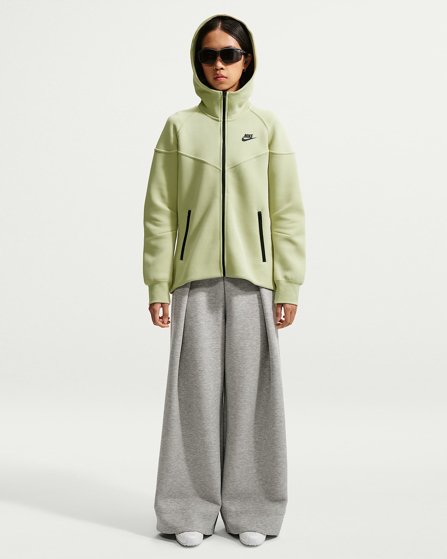 Nike Sportswear Tech Fleece 女子高腰褶裥长裤 - 调色暗灰/调色/黑