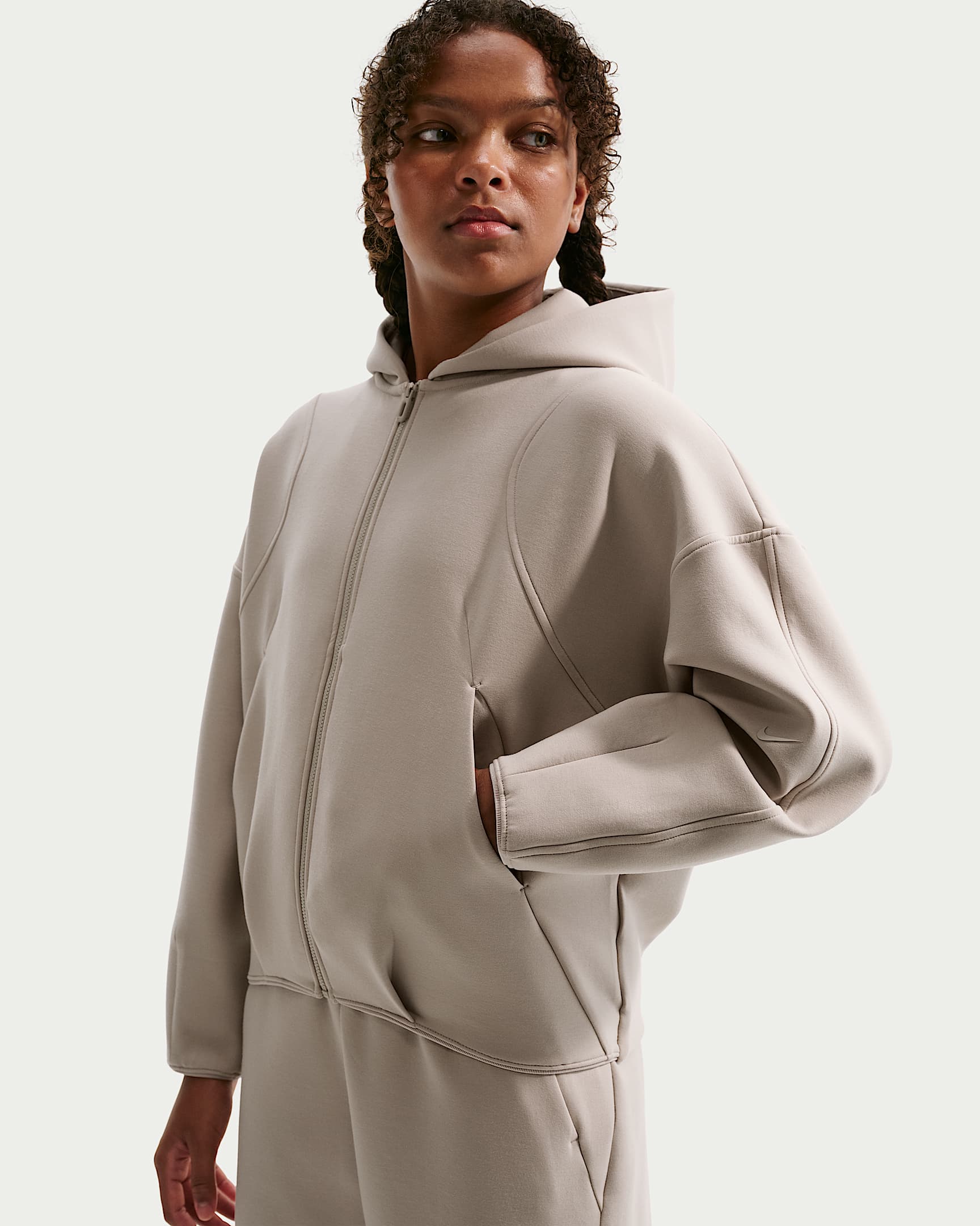 Nike MAVN Therma-FIT 耐克好动心系列大童（女孩）全长拉链开襟薄绒连帽衫 - 奶白 II/黑/奶白 II