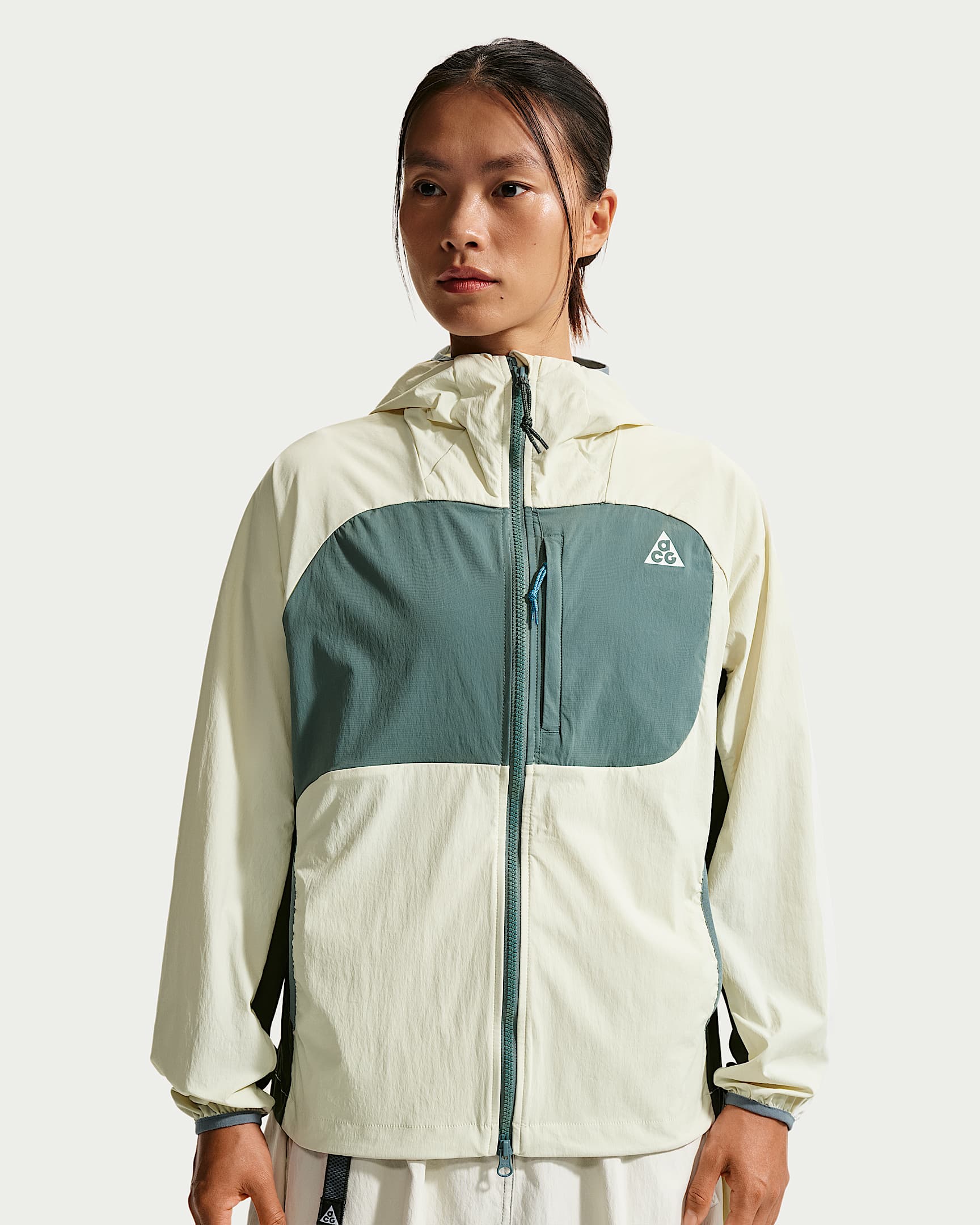 Nike ACG "Five Towers" 女子速干夹克防晒衣 - 海玻璃色/黑云衫绿/矿物岩板蓝/山峰白