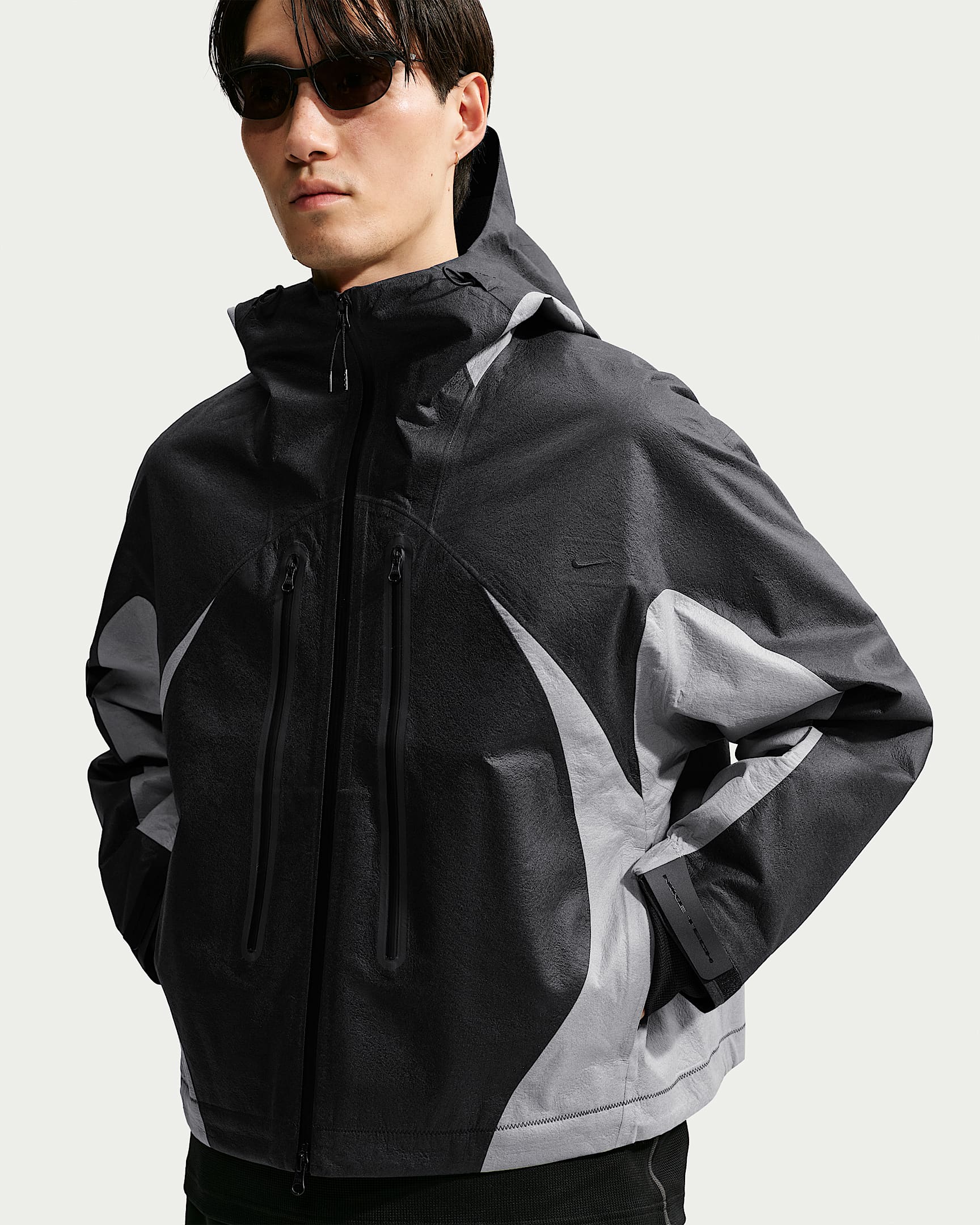 Nike Tech Storm-FIT ADV 男子防风防水夹克 - 黑/大学灰/黑