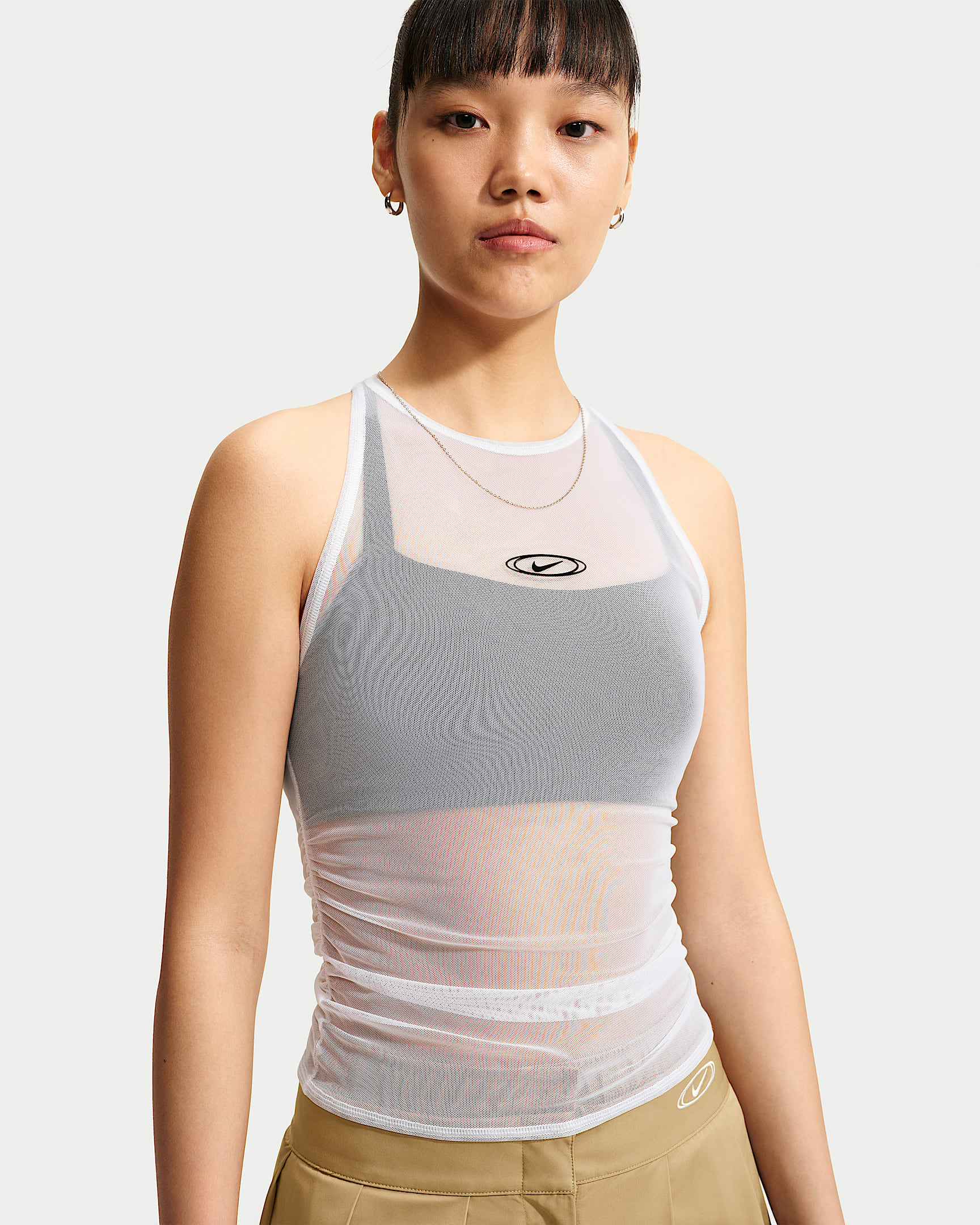 Nike Sportswear 女子紧身薄纱背心 - 白色/黑