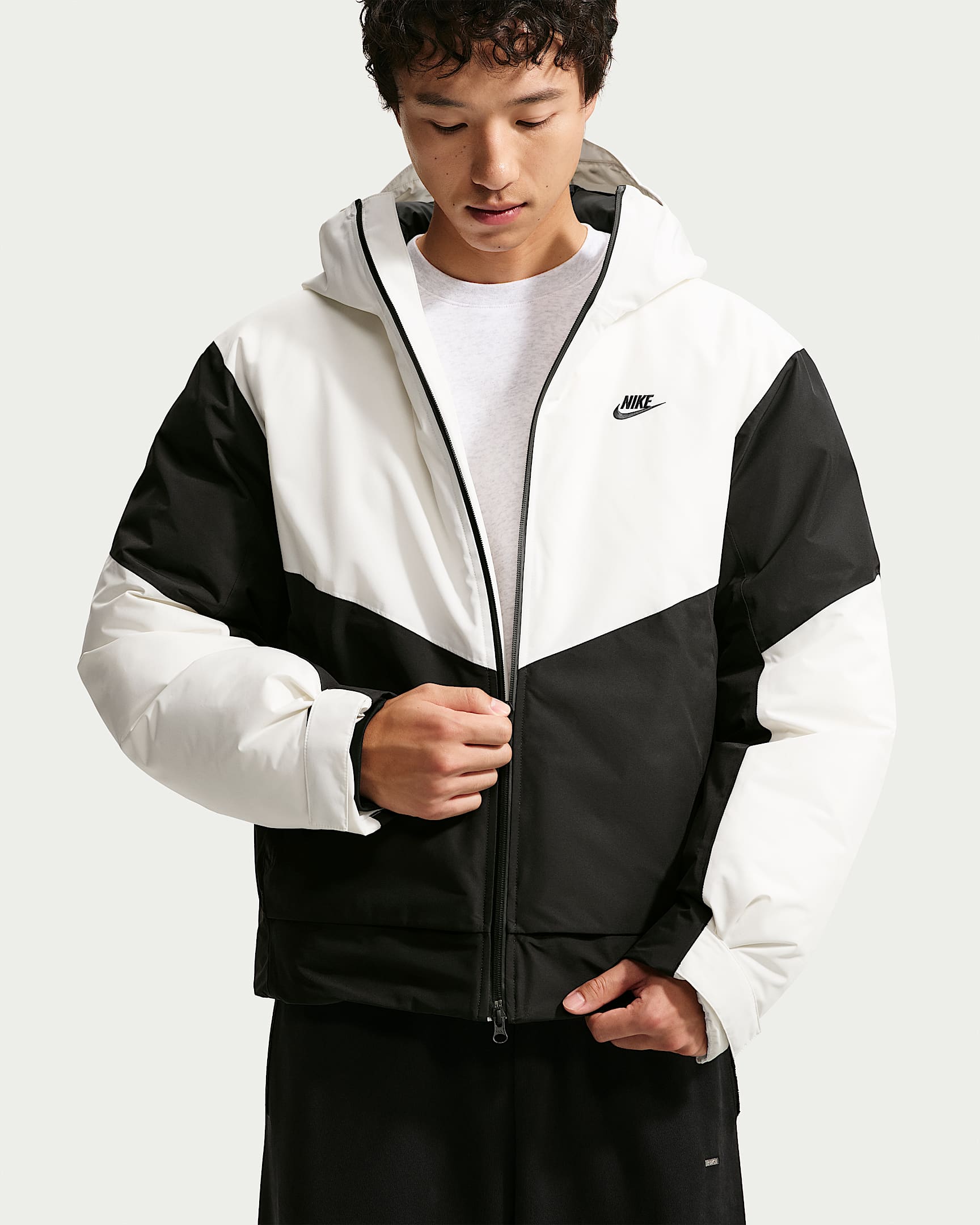 Nike Windrunner PrimaLoft® Storm-FIT ADV 风雨科技男子防风防水夹克冲锋衣棉服 - 帆白/黑/黑/黑