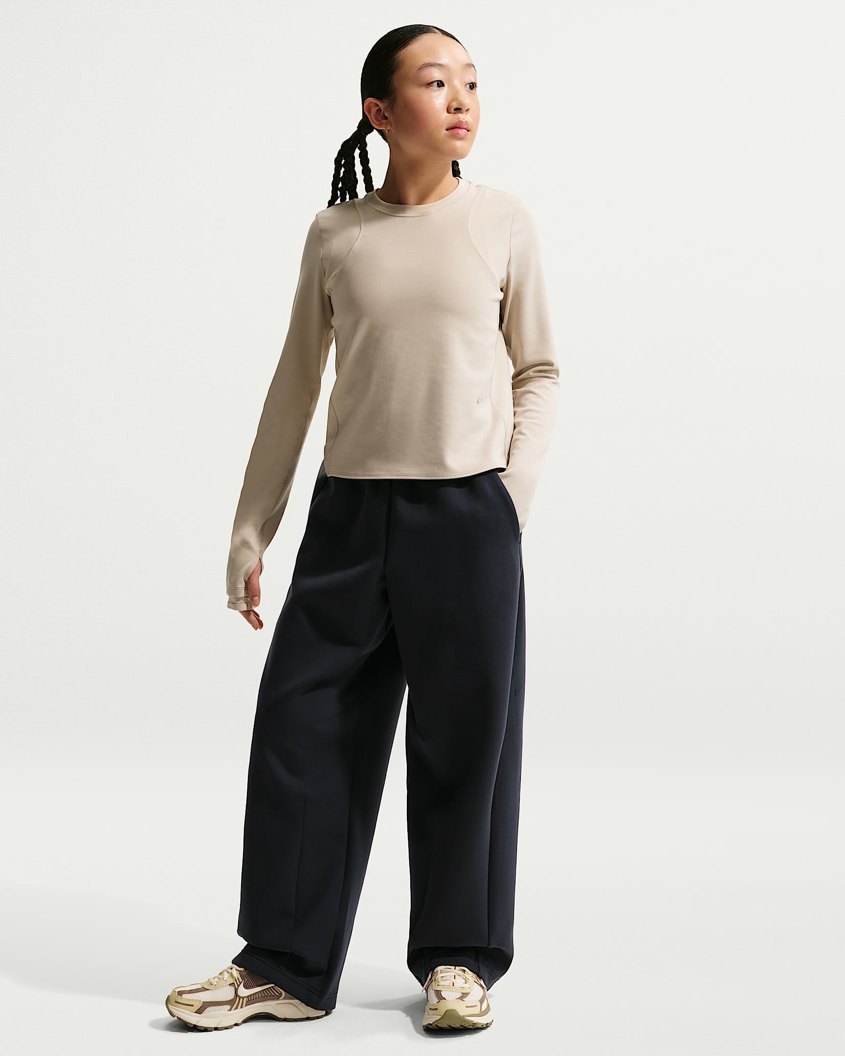 Nike MAVN Therma-FIT 耐克好动心系列大童（女孩）薄绒长裤 - 黑/黑/黑