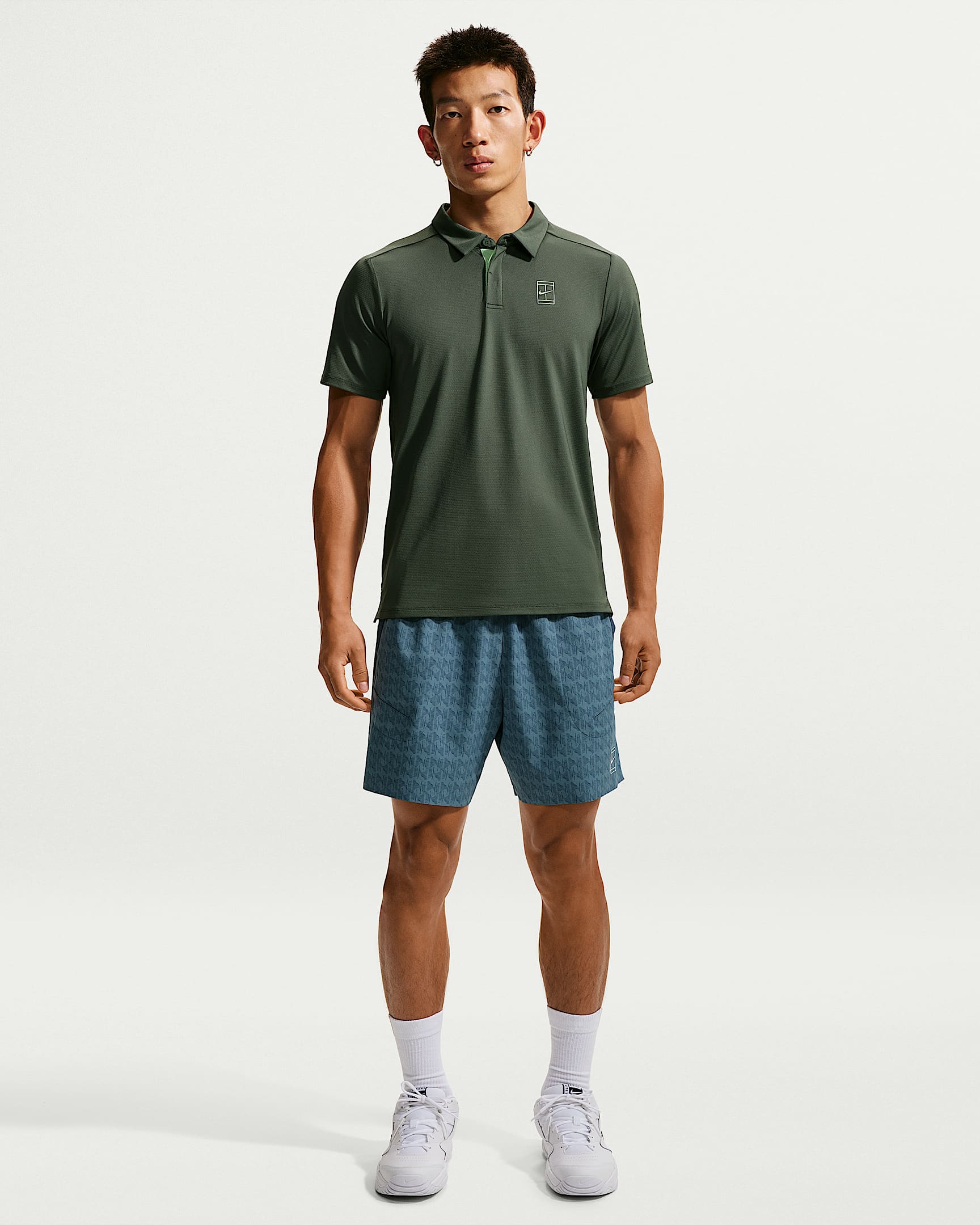 NikeCourt Advantage Dri-FIT 男子速干网球短裤 - 新石板蓝/军械深海蓝/白色