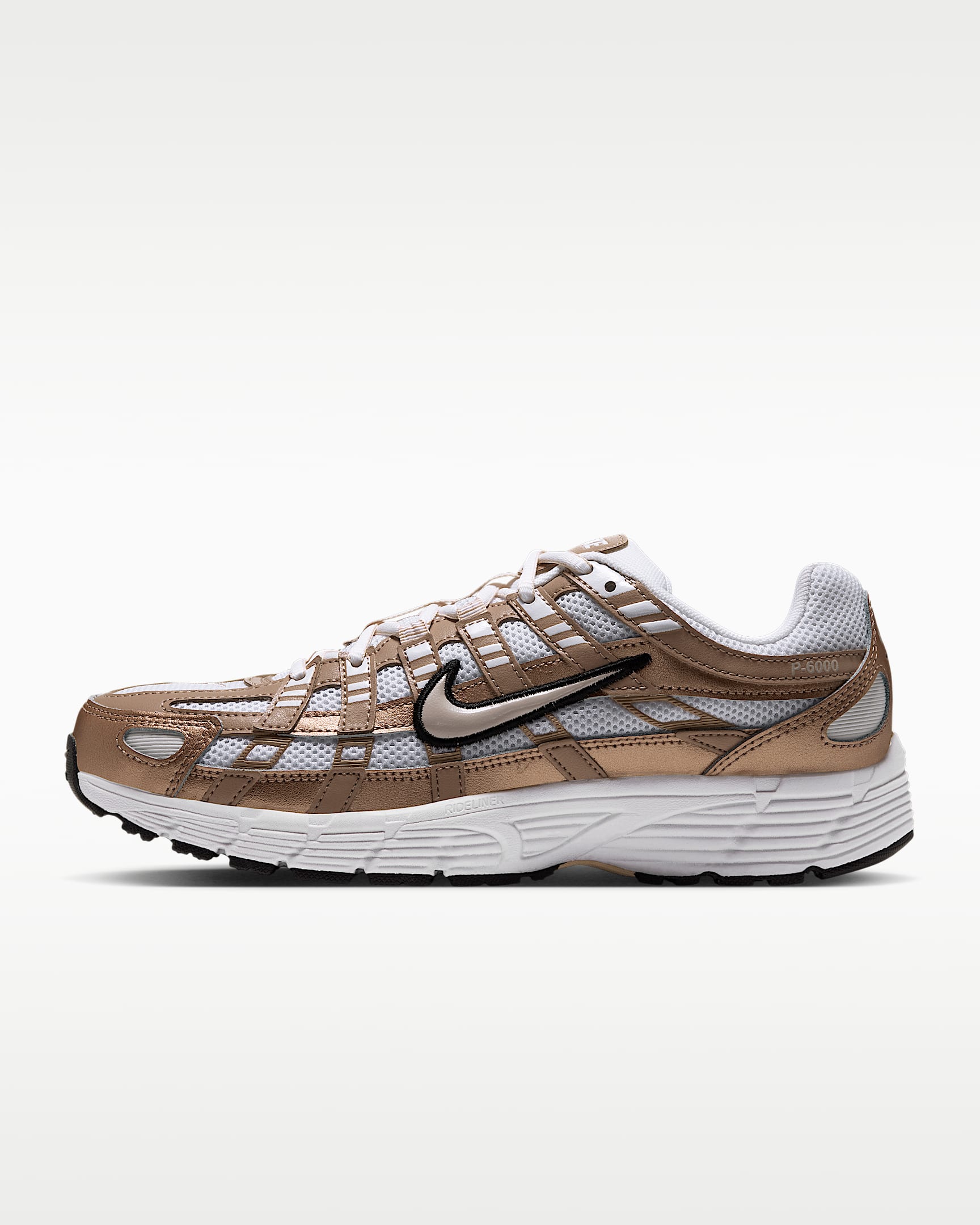 Nike P-6000 女子运动鞋 - 白色/朦胧金/黑/沙堆白