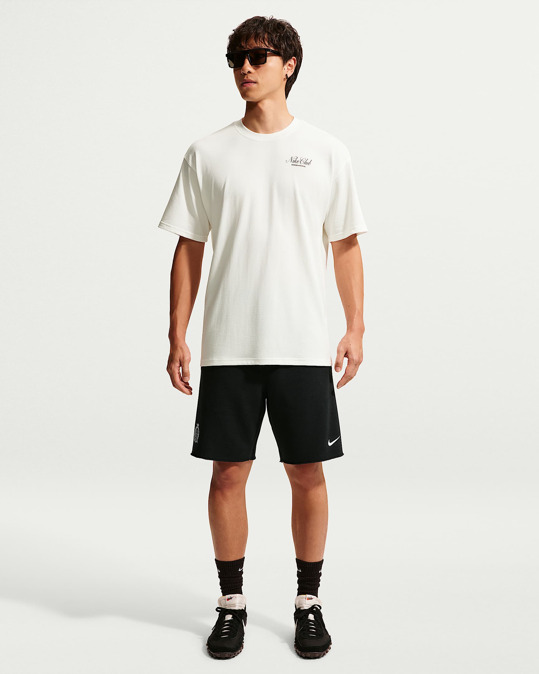 Nike Sportswear Club 男子学院风法式毛圈短裤 - 黑
