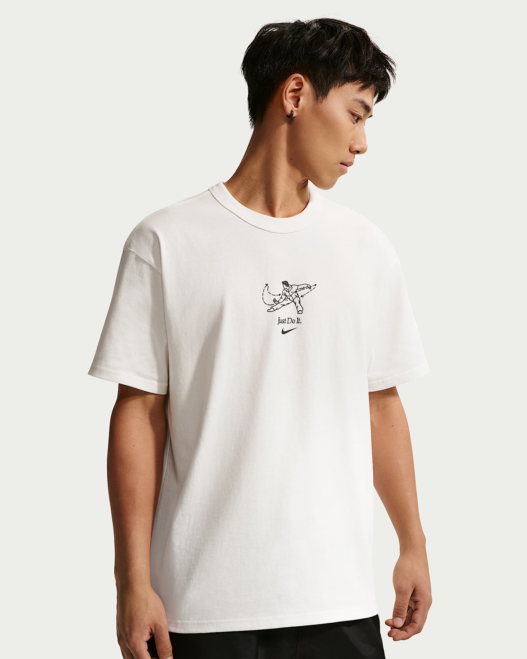 Nike Sportswear 男子印花T恤 - 帆白