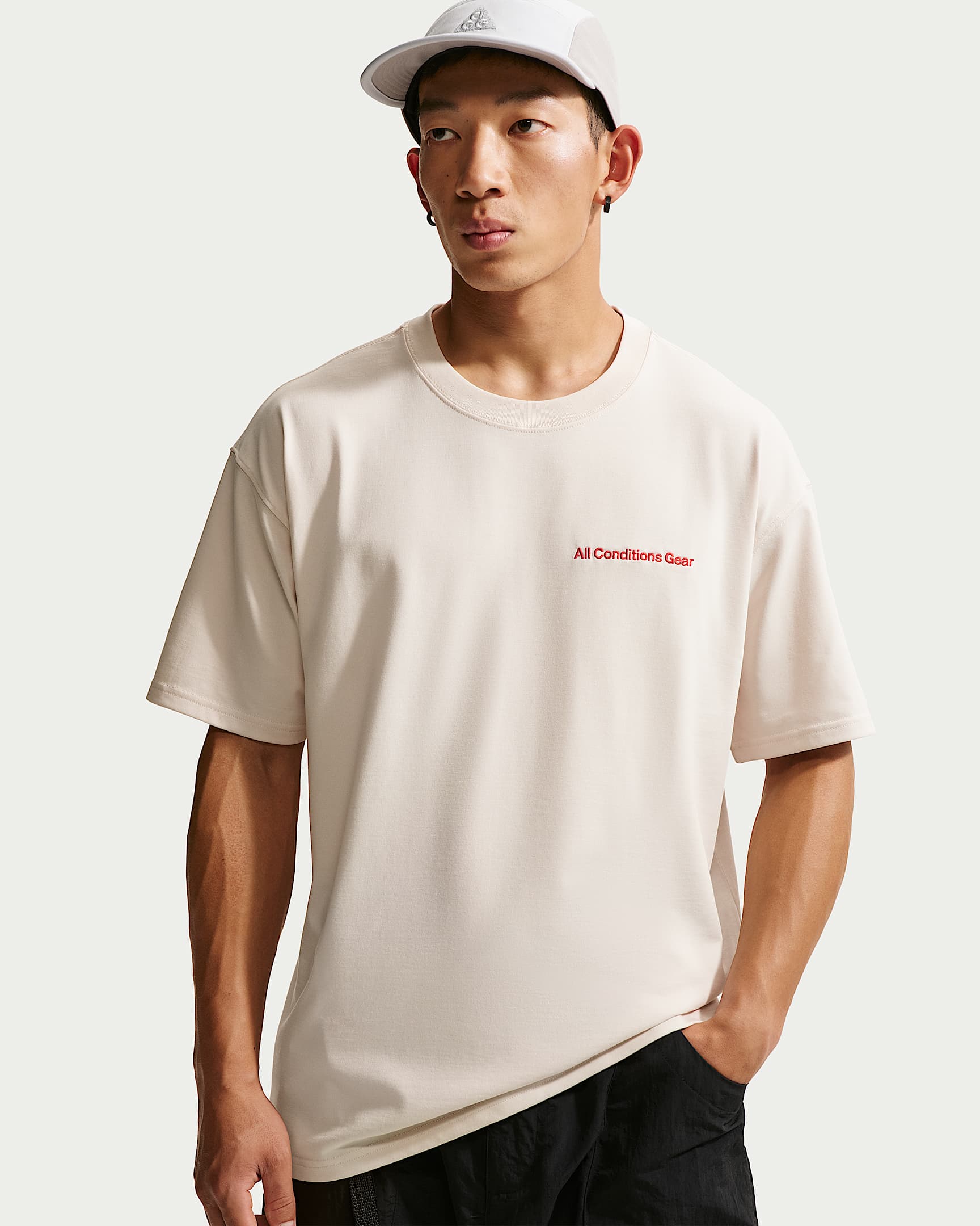 Nike ACG Dri-FIT 男子速干短袖T恤 - 浅土褐