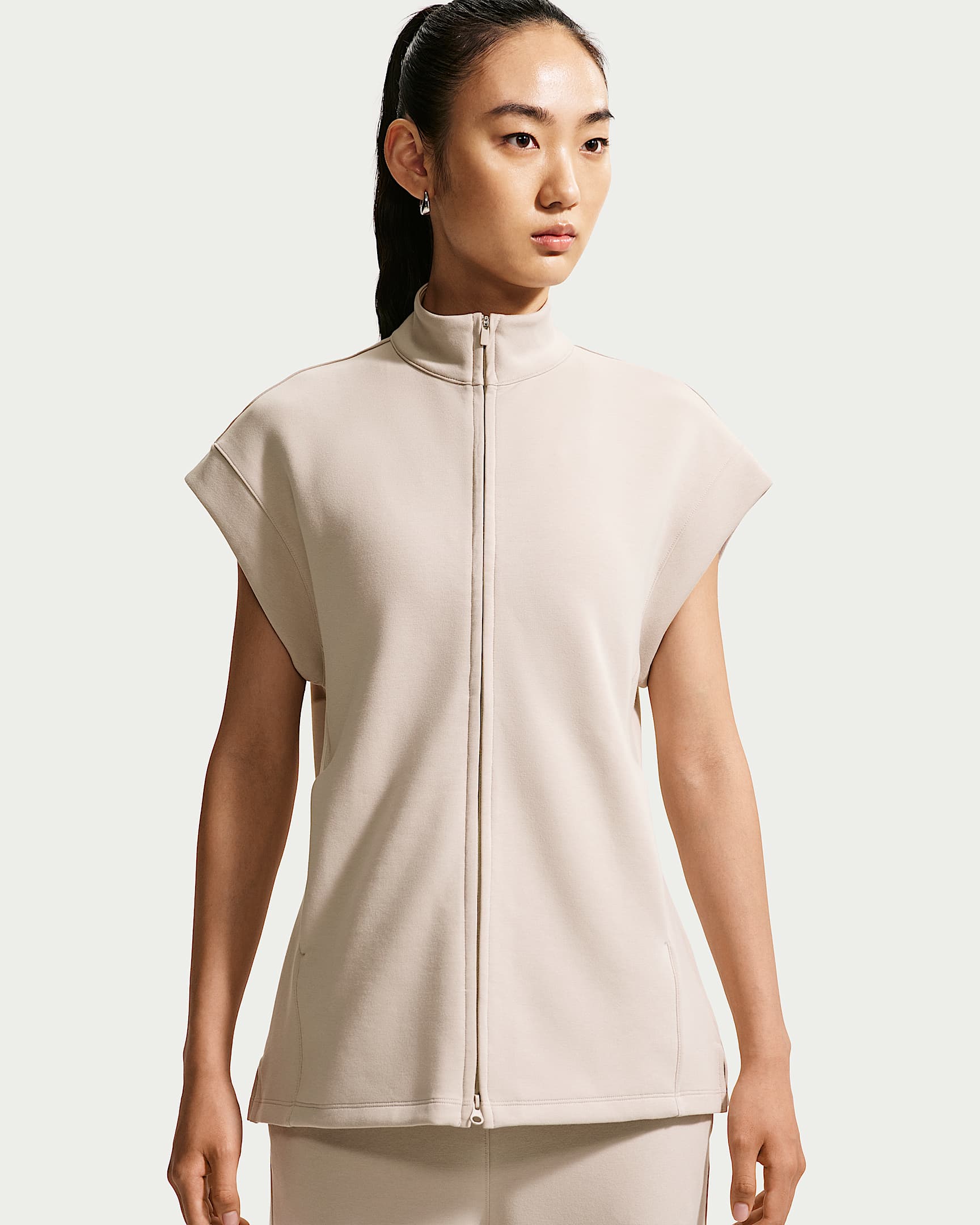 Nike 24.7 ImpossiblySoft Dri-FIT 超感柔软女子速干全长拉链开襟加长上衣 - 奶白 II/大学灰