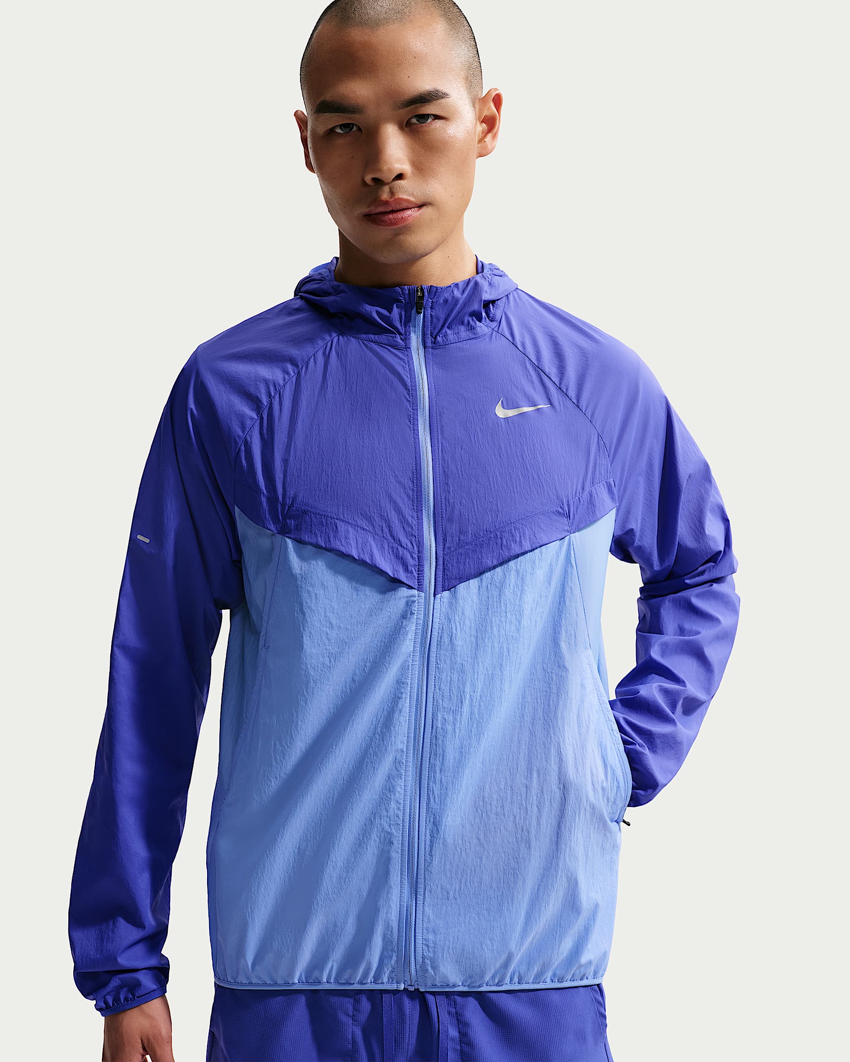 Nike Stride Repel 男子拒水跑步夹克防晒衣皮肤衣 - 青石蓝/脉冲宝石蓝