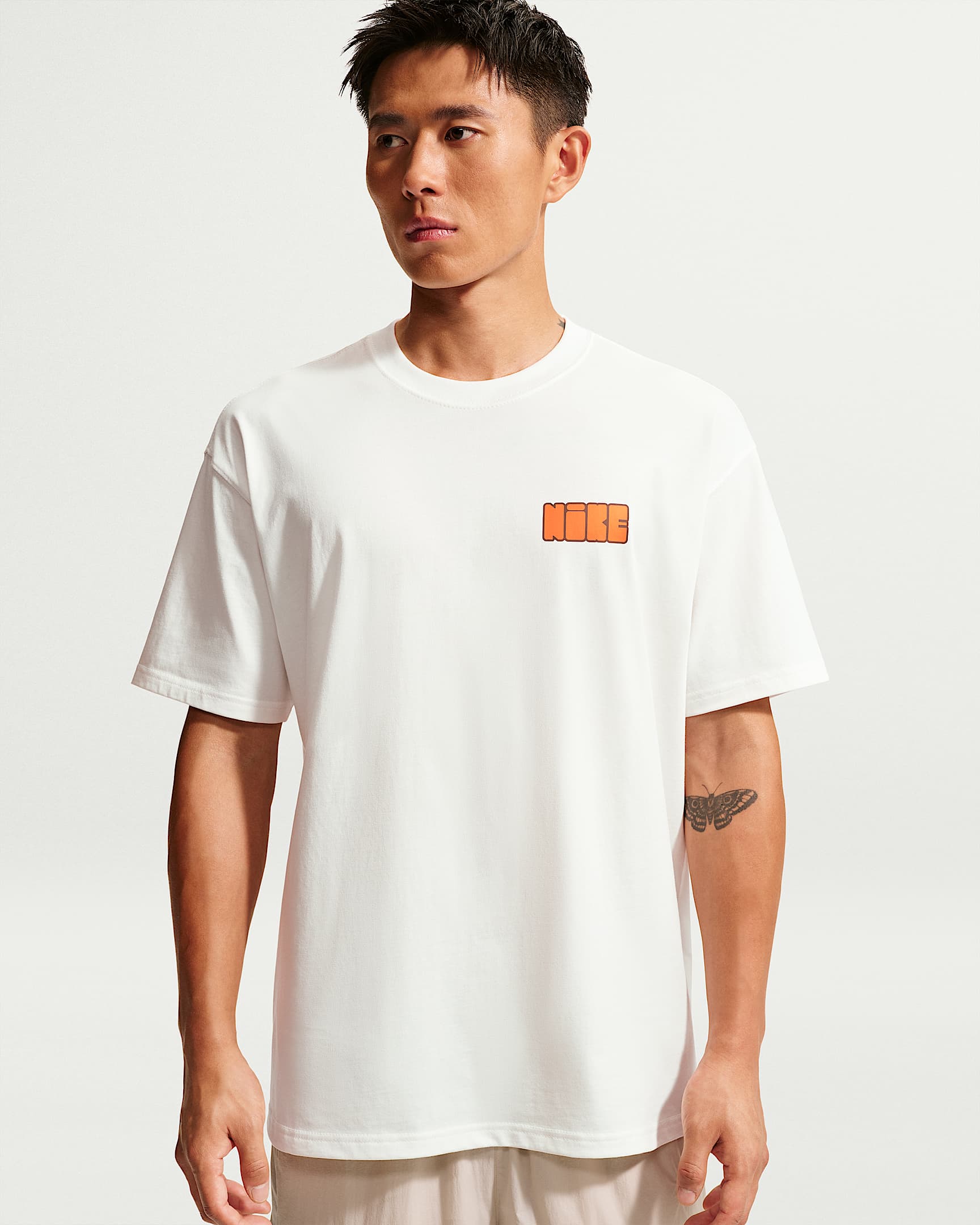 Nike Sportswear 男子短袖T恤 - 帆白