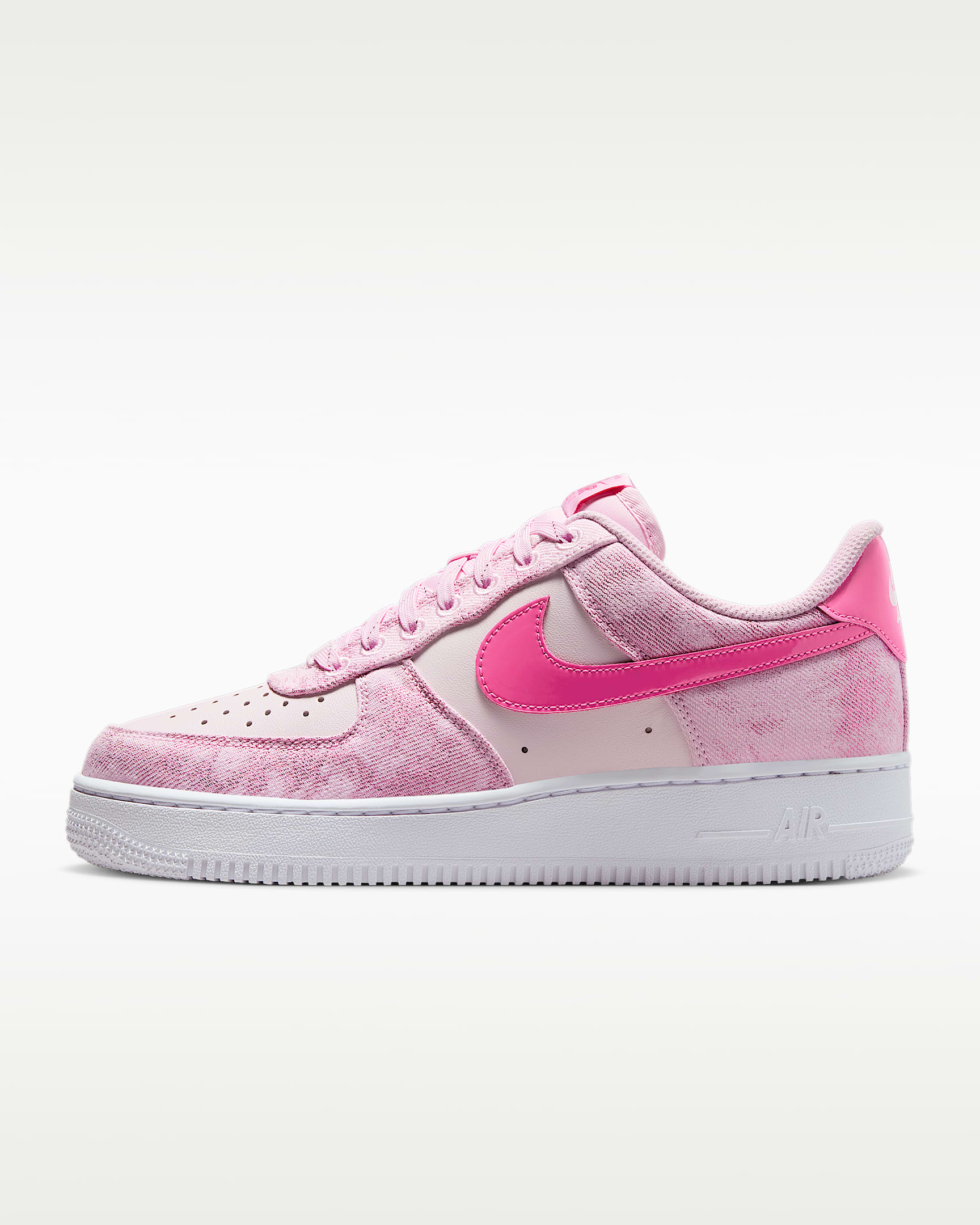 Nike Air Force 1 '07 "Denim" 女子空军一号运动鞋 - 泡沫粉/珍珠粉/白色/亚紫粉
