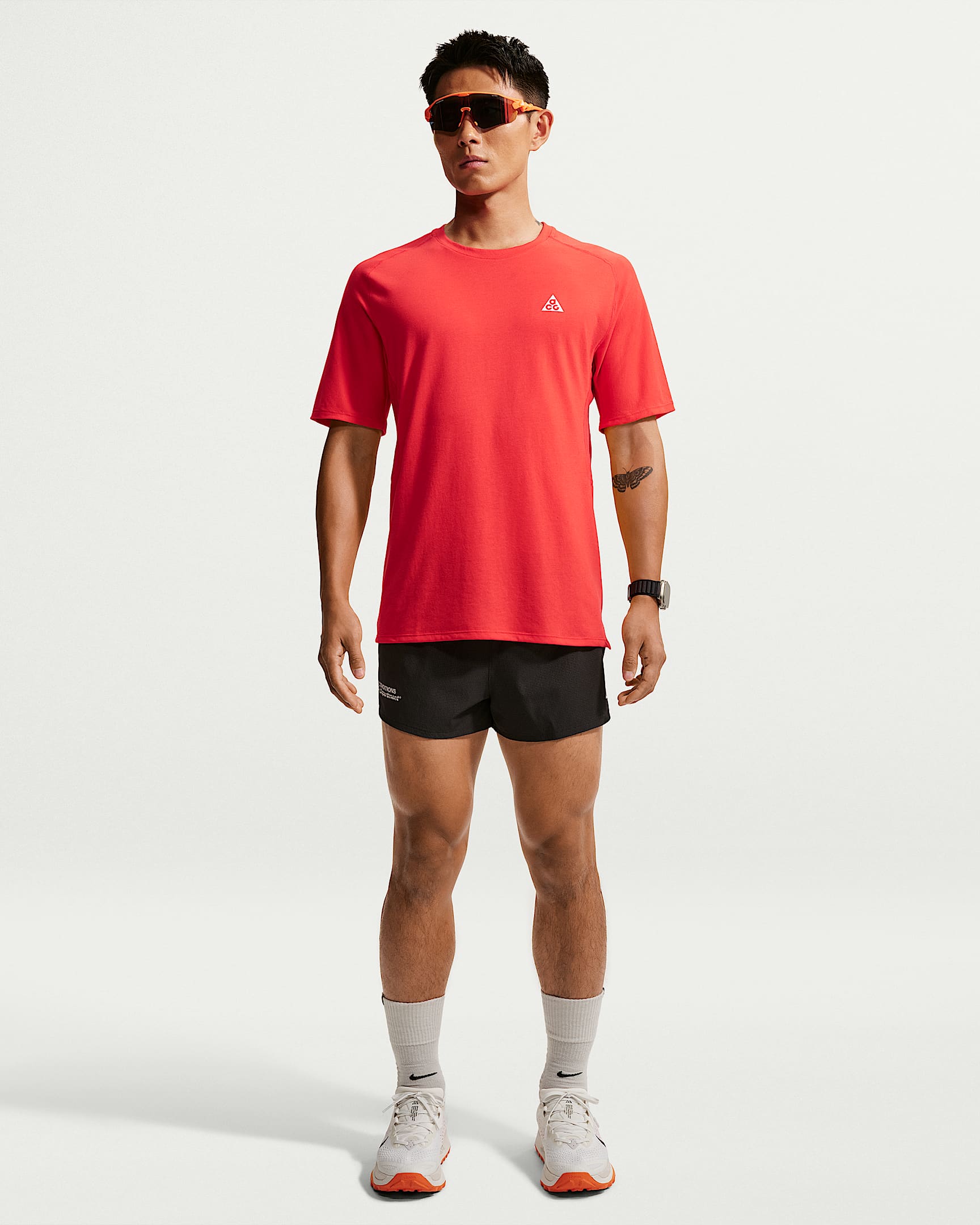 ACG "Trailwind" Dri-FIT ADV 男子速干越野跑步短裤 - 暗烟灰/白色