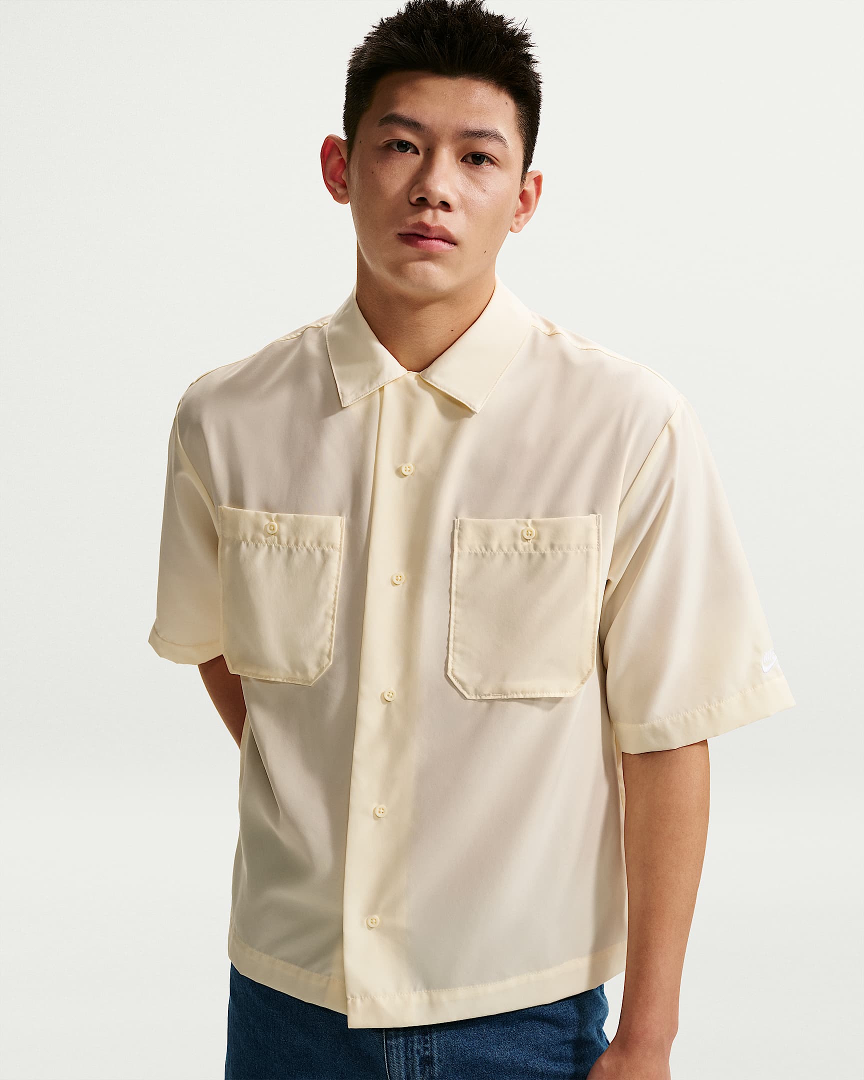 Nike SB 男子速干短袖纽扣开襟滑板衬衫 - 椰奶色/白色