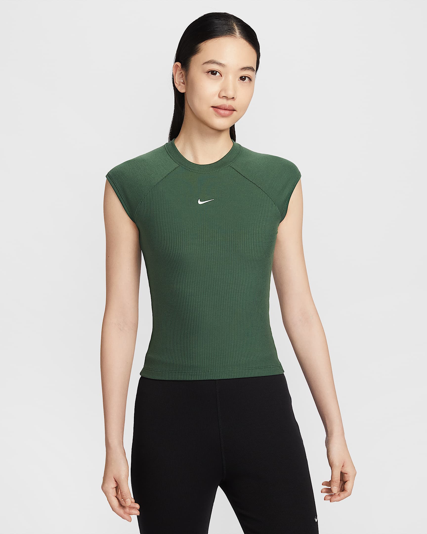 Nike Sportswear Chill Knit 女子紧身短袖罗纹上衣 - 冷杉绿/帆白