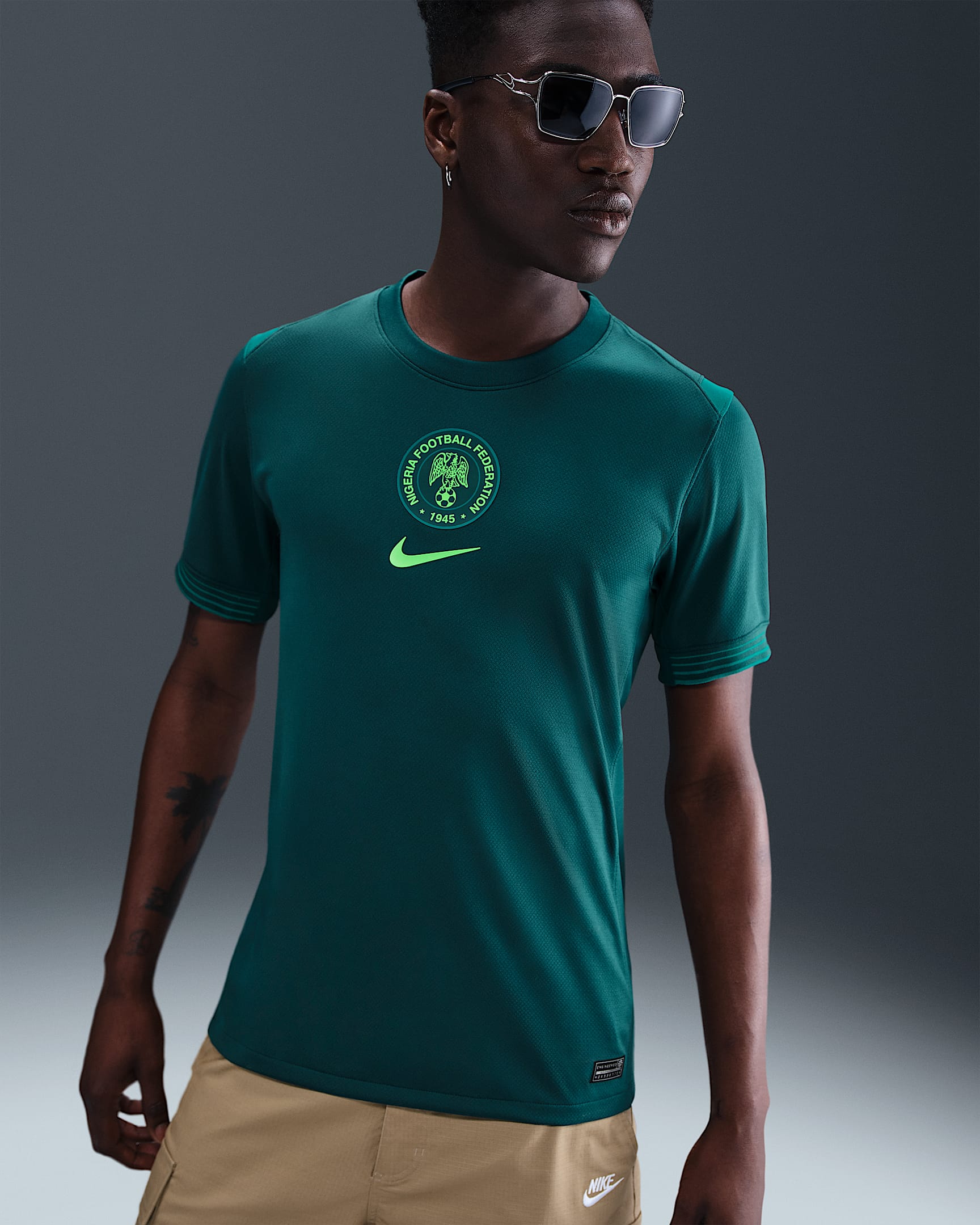 2025 赛季尼日利亚队主场球迷版 Nike Dri-FIT 男子速干足球球衣 - 深水鸭青/狂欢节配色/冲击绿