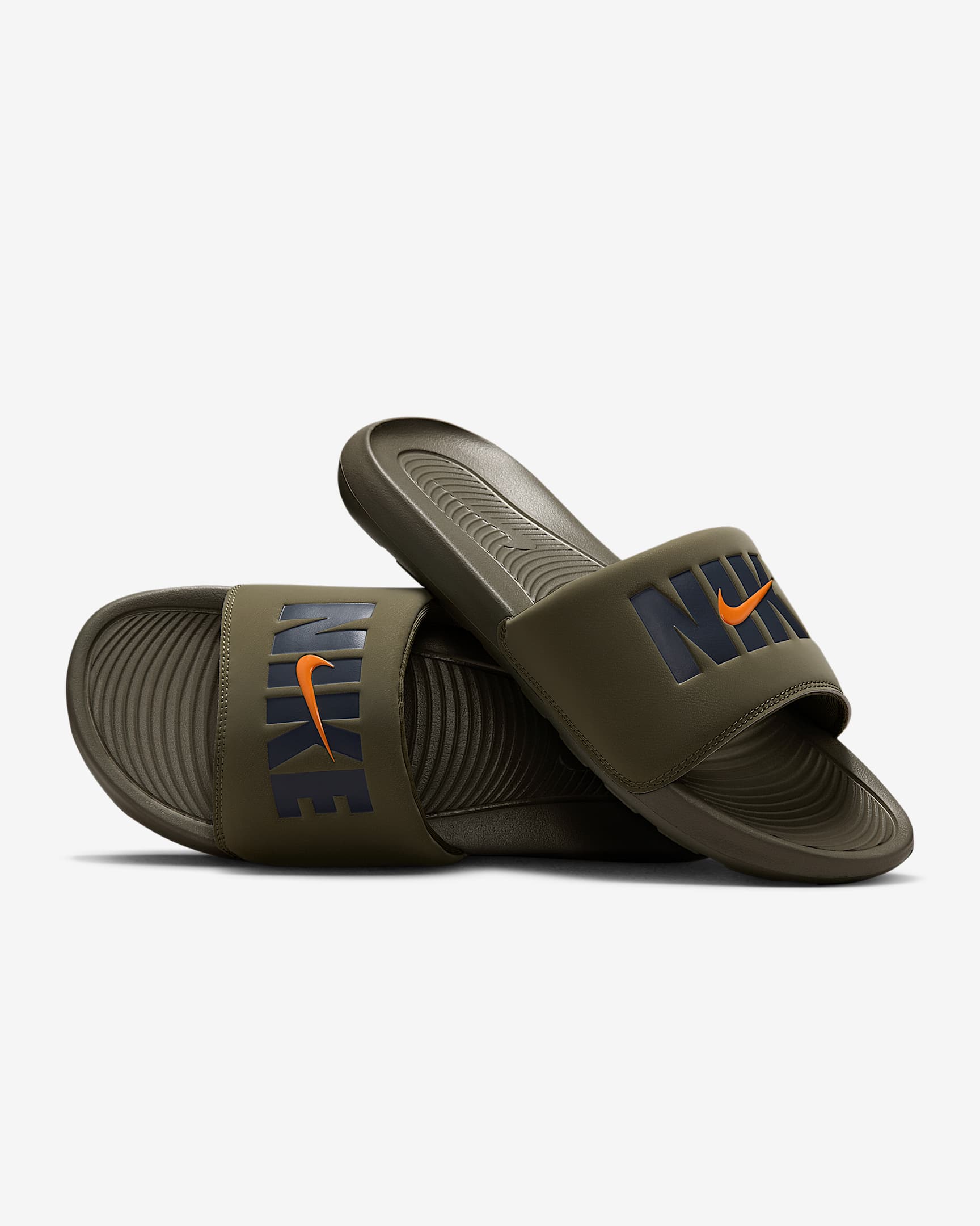 Nike Victori One SE 男子拖鞋 - 中橄榄绿/亮橙色/煤黑