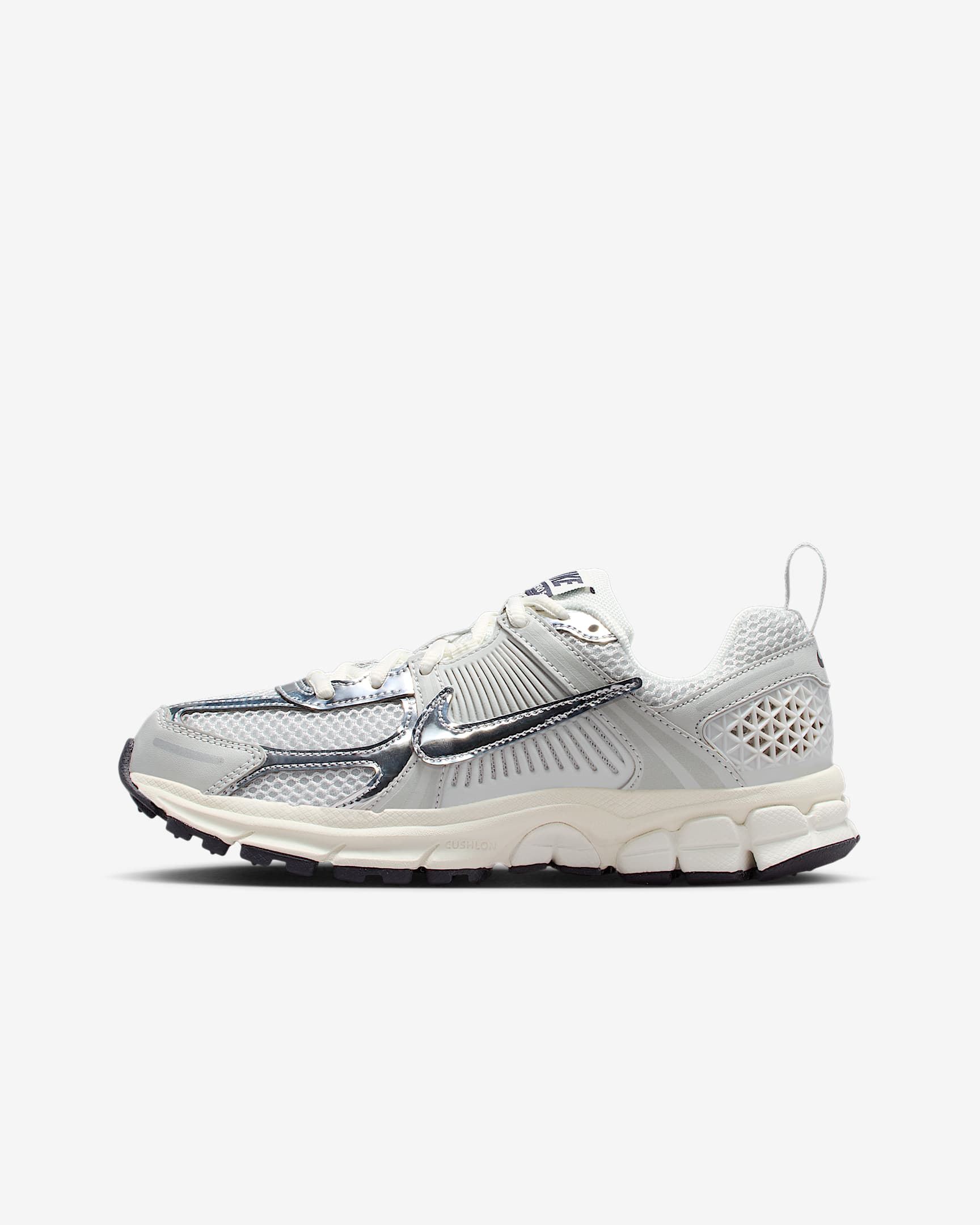 Nike Vomero 5 耐克小迈柔大童运动鞋 - 尘光子色/铁架黑/帆白/金属铬色