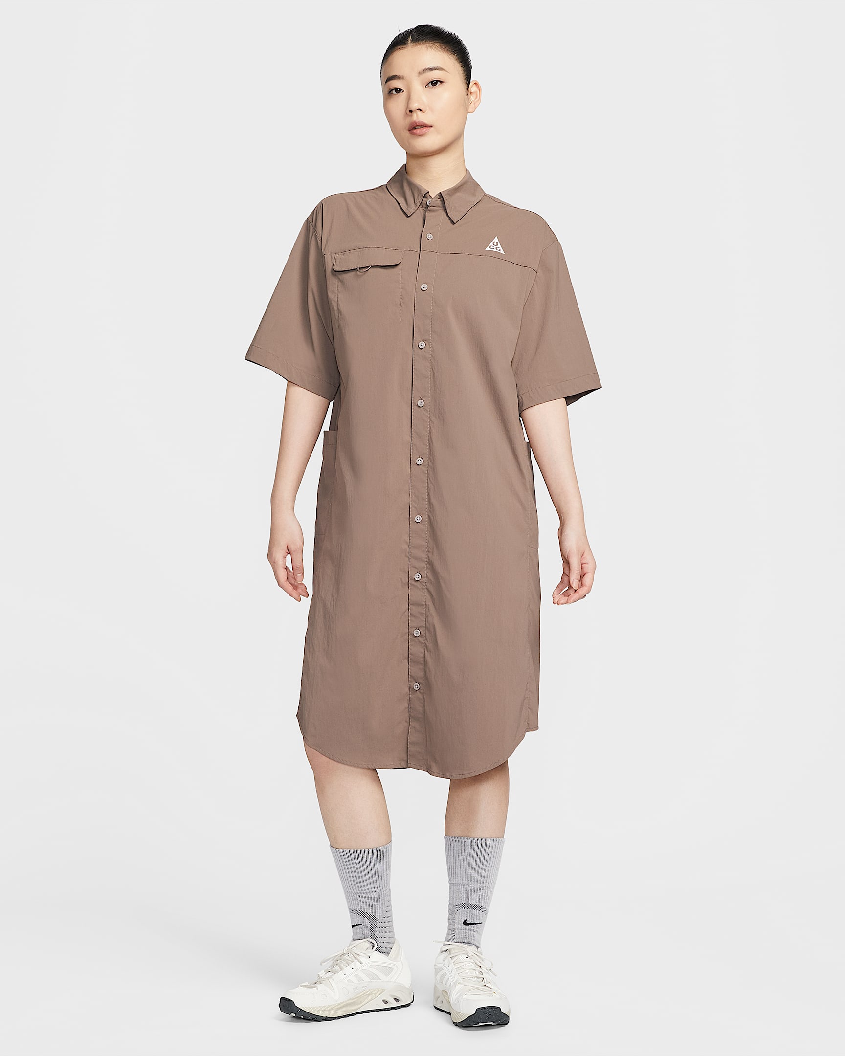 Nike ACG "Orb Weaver" Dri-FIT ADV 女子防晒速干连衣裙 - 貂棕/大学灰/山峰白