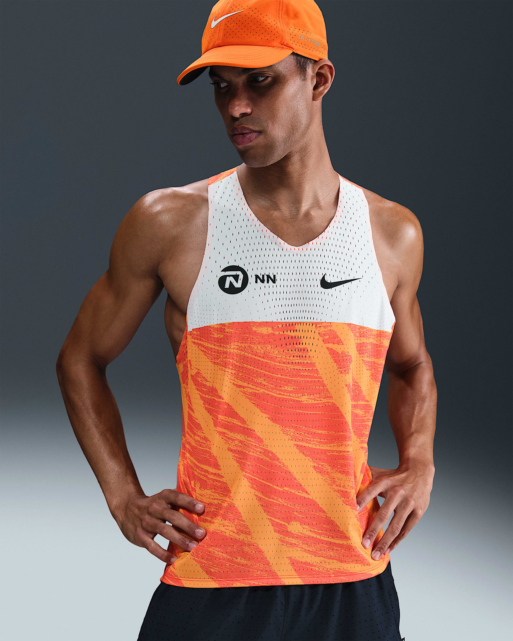 Nike AeroSwift NN Dri-FIT ADV 男子速干跑步背心 - 队橙/白色/黑
