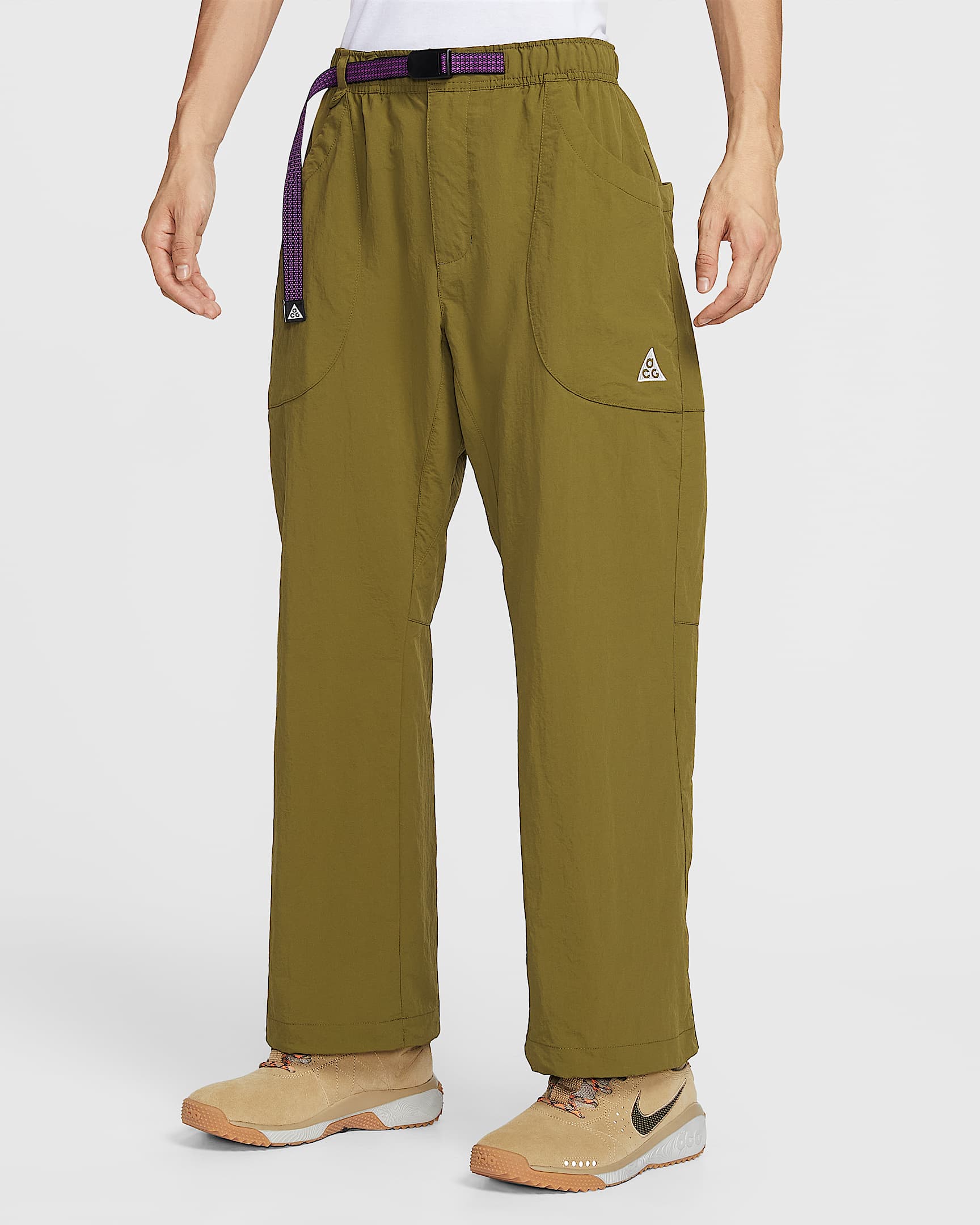 Nike ACG "Dolomiti" 男子拒水长裤 - 高射炮橄榄绿/黑/山峰白