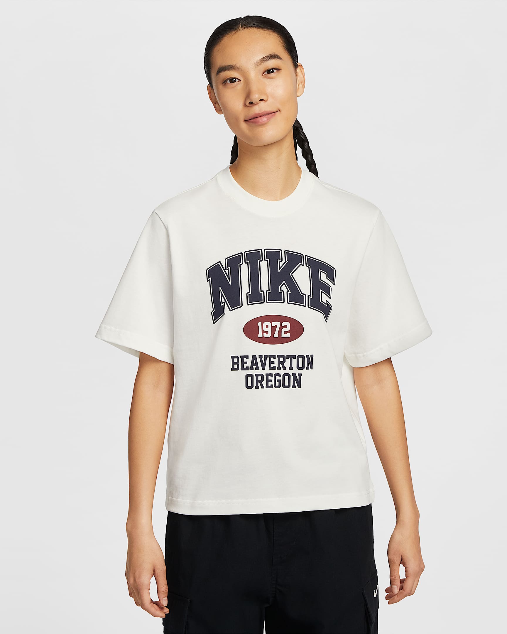 Nike Sportswear 女子宽松复古T恤 - 帆白