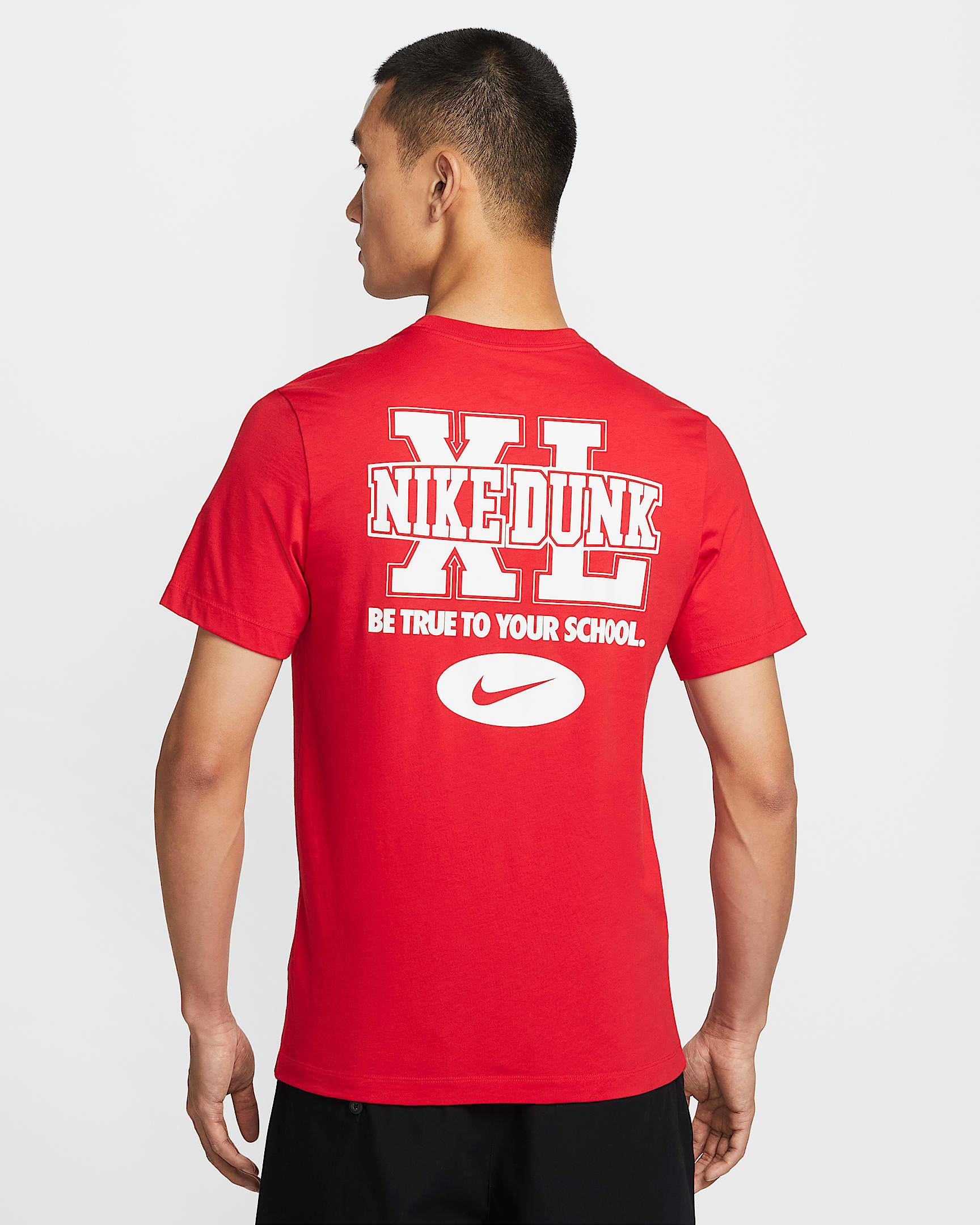 Nike Sportswear 男子T恤 - 大学红