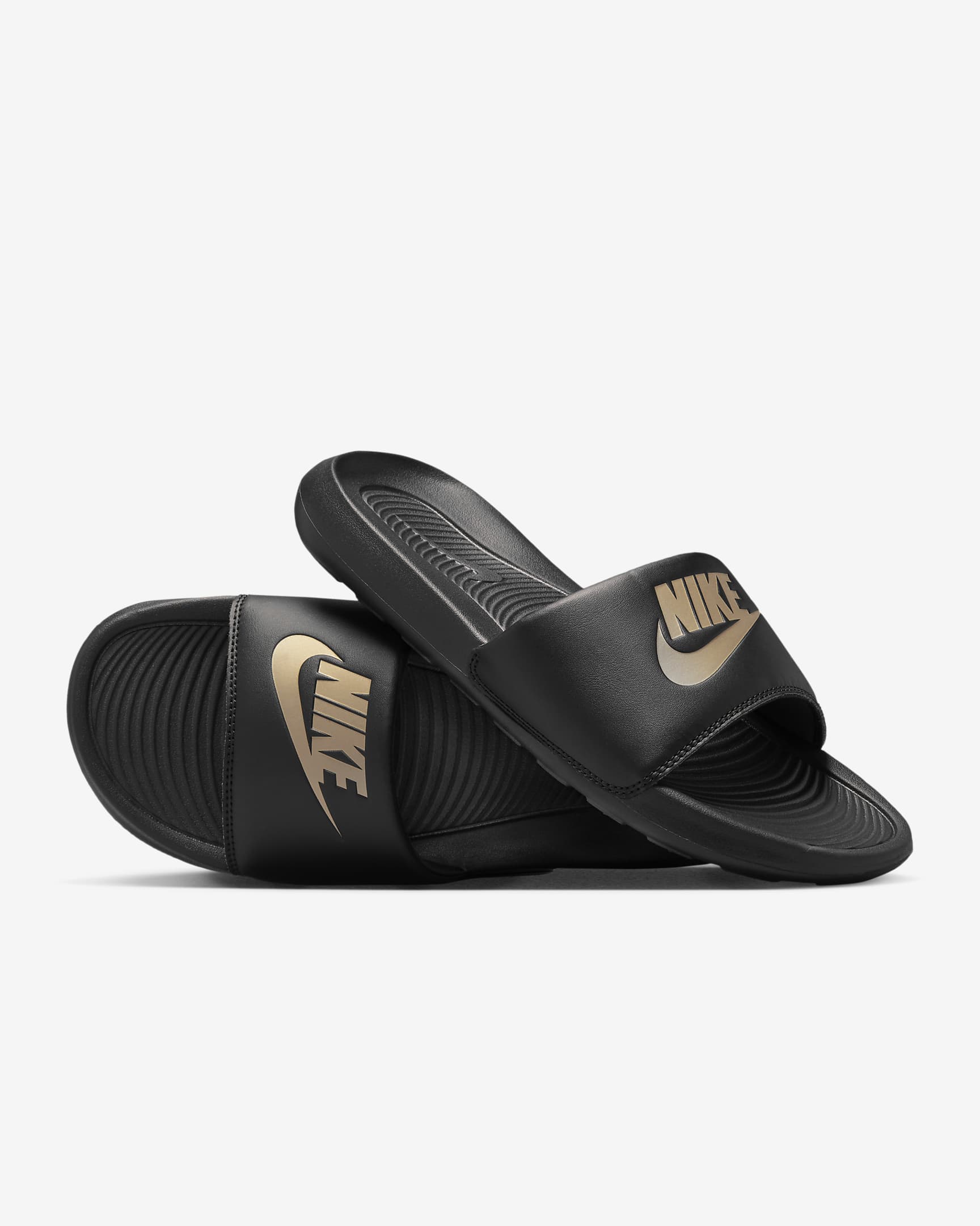 Nike Victori One 男子拖鞋 - 黑/黑/金属色