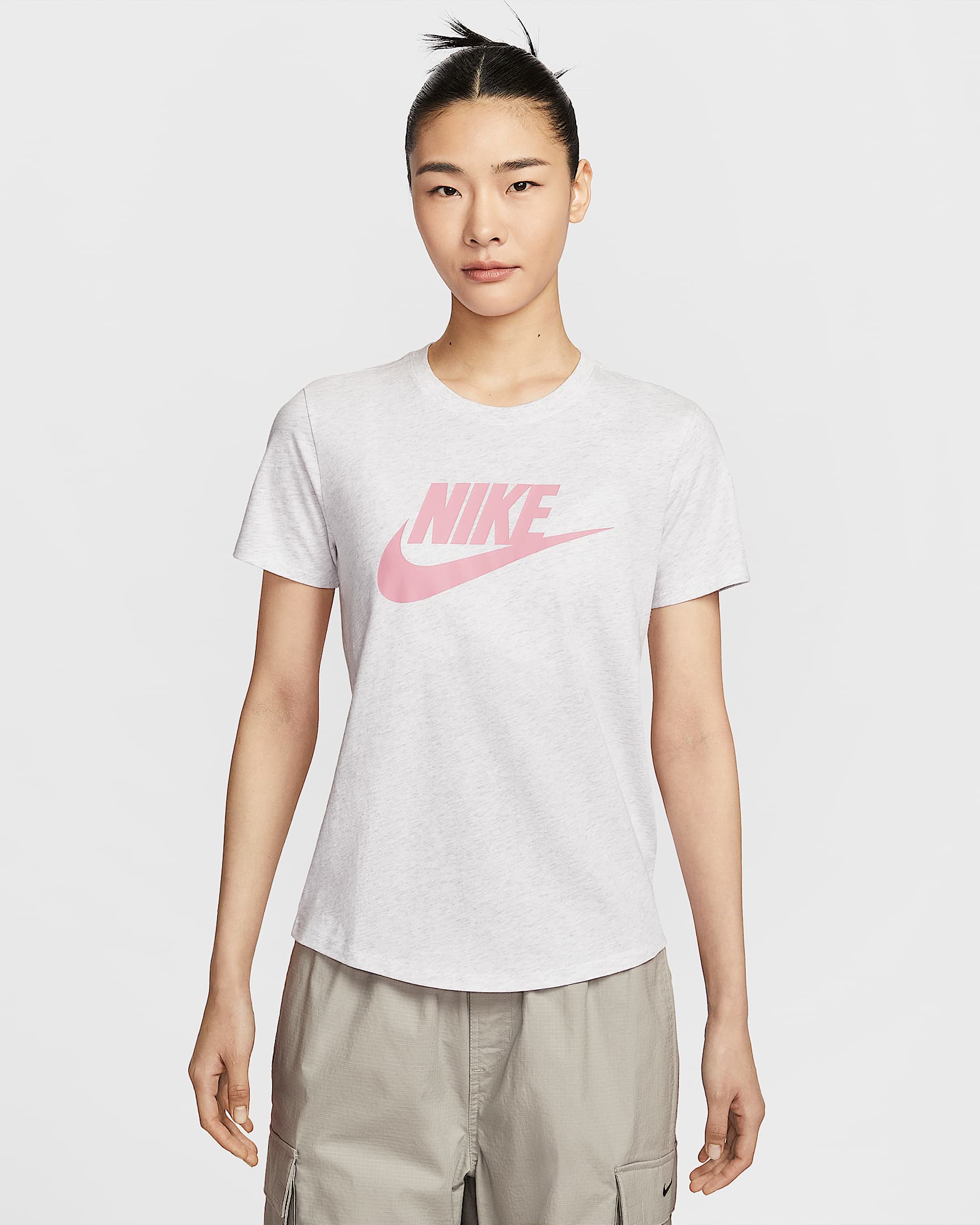 Nike Sportswear Essentials 女子印花T恤 - 调色桦树色/元素粉