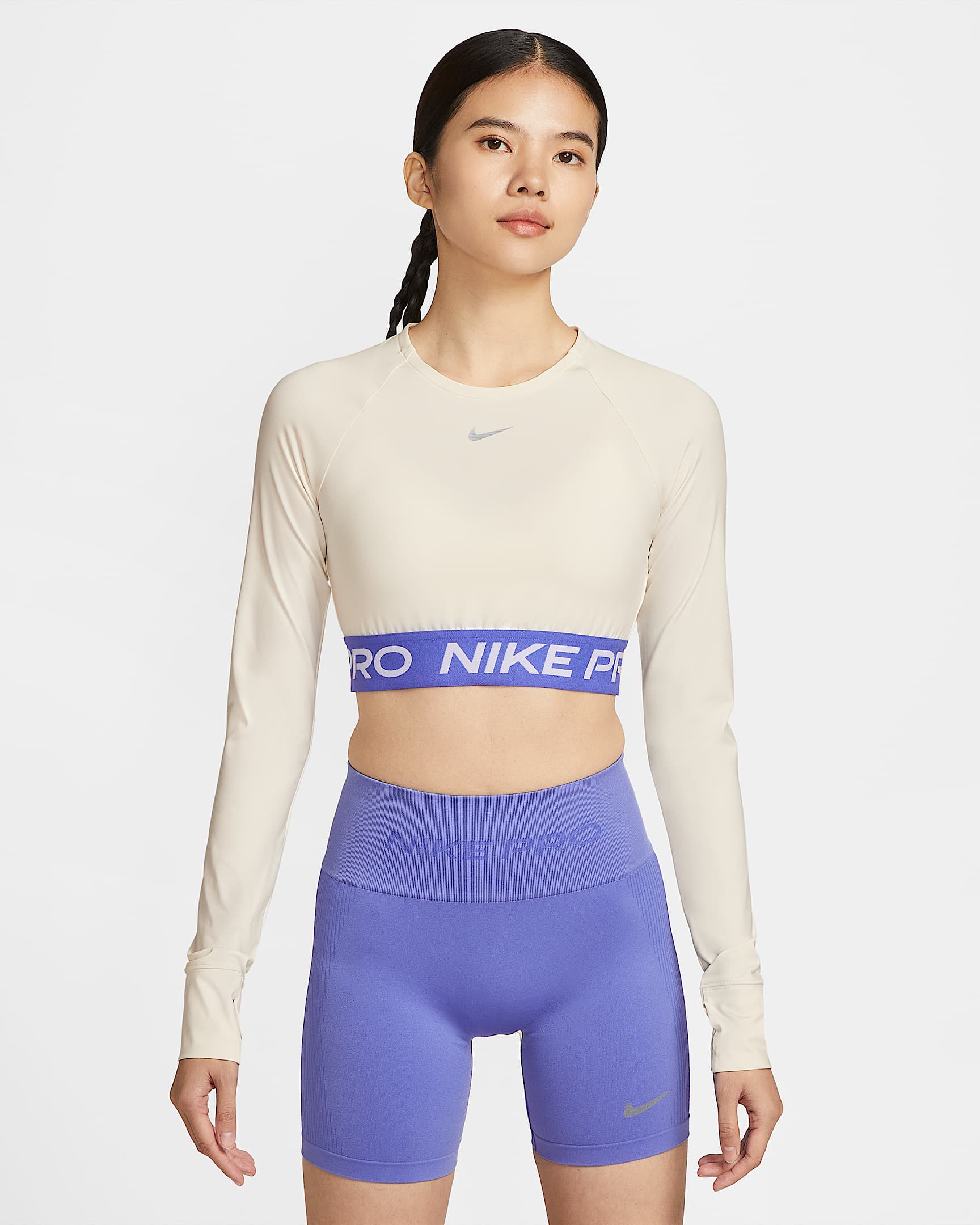 Nike Pro Dri-FIT 女子速干紧身短款长袖训练上衣 - 淡象牙白