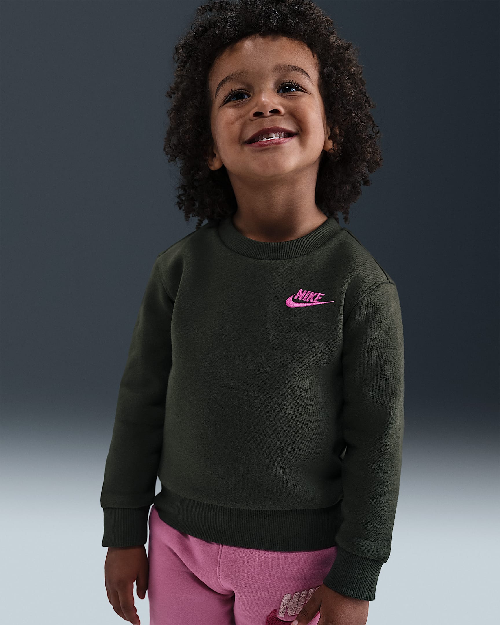 Nike Sportswear Mini Me 婴童校园风加绒圆领上衣 - 红杉绿