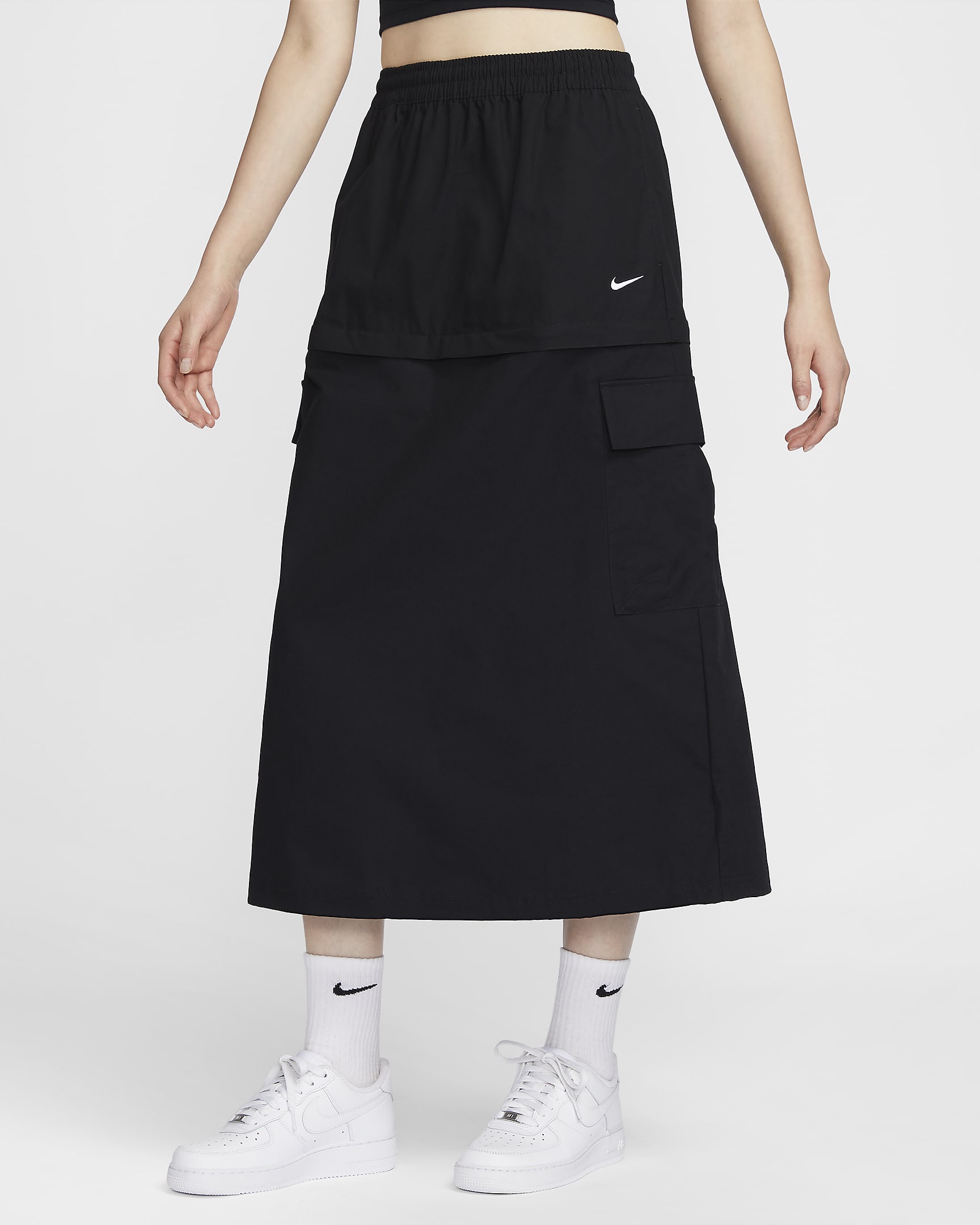 Nike Sportswear Essential 女子中腰梭织工装半身裙 - 黑/白色