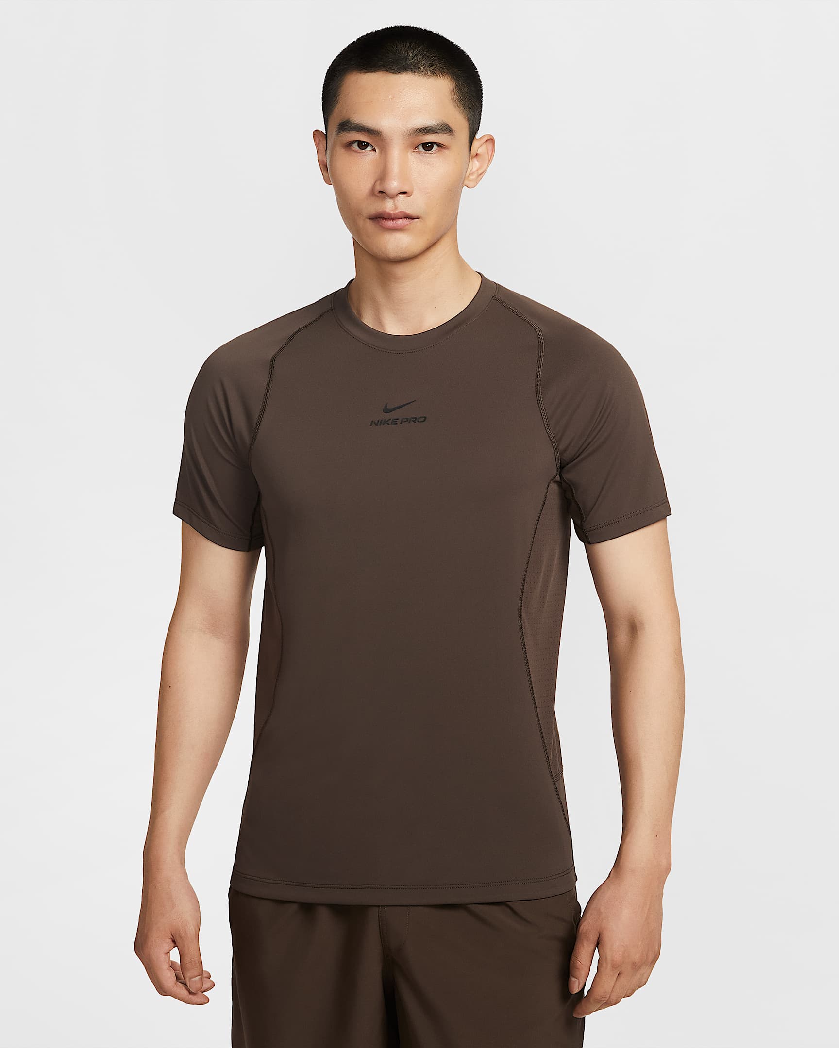 Nike Pro Training Dri-FIT 男子速干短袖训练上衣 - 巴洛克棕/黑