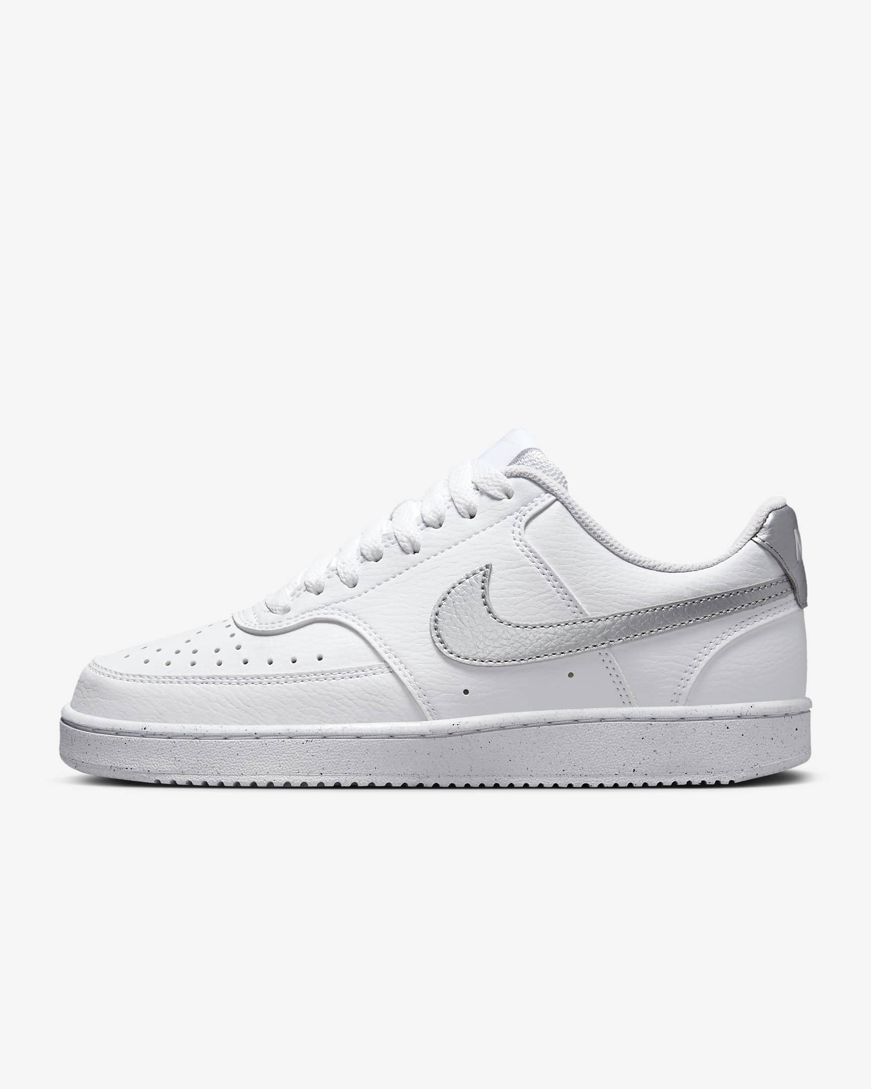 Nike Court Vision Low Next Nature 女子运动鞋 - 白色/白色/金属银