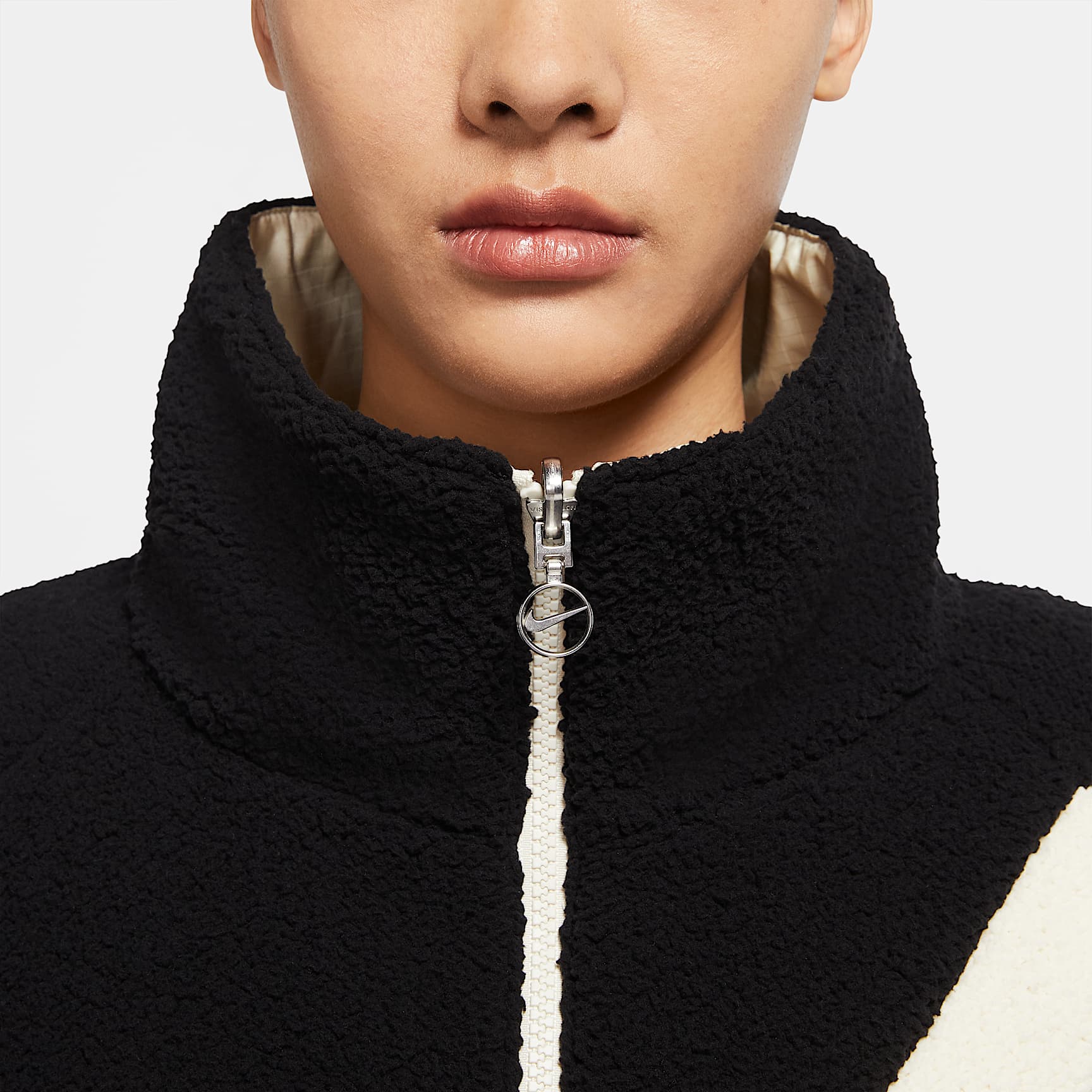 Nike Sportswear 女子双面穿夹克 - 黑