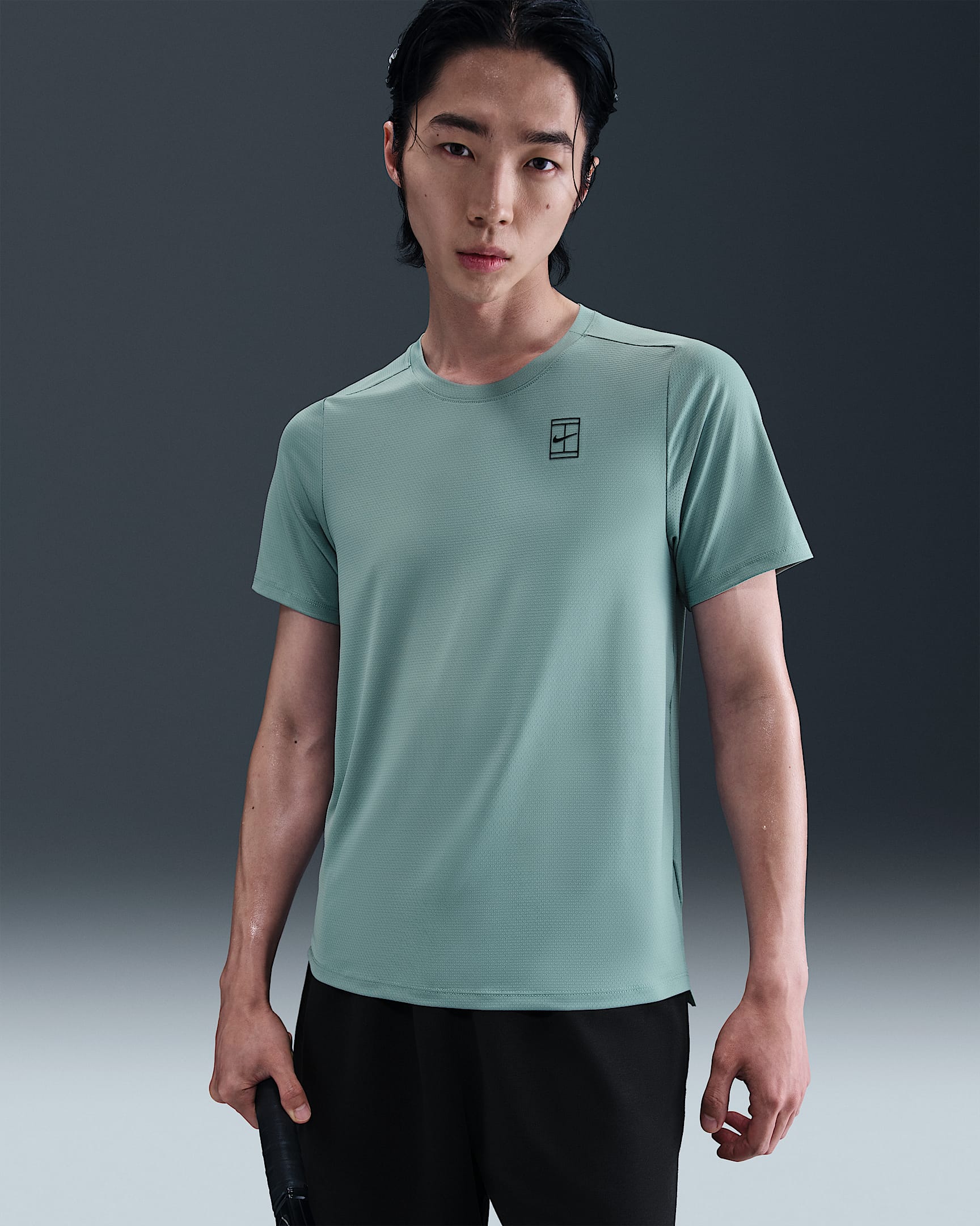NikeCourt Advantage Dri-FIT 男子速干短袖网球上衣 - 大炮灰/黑