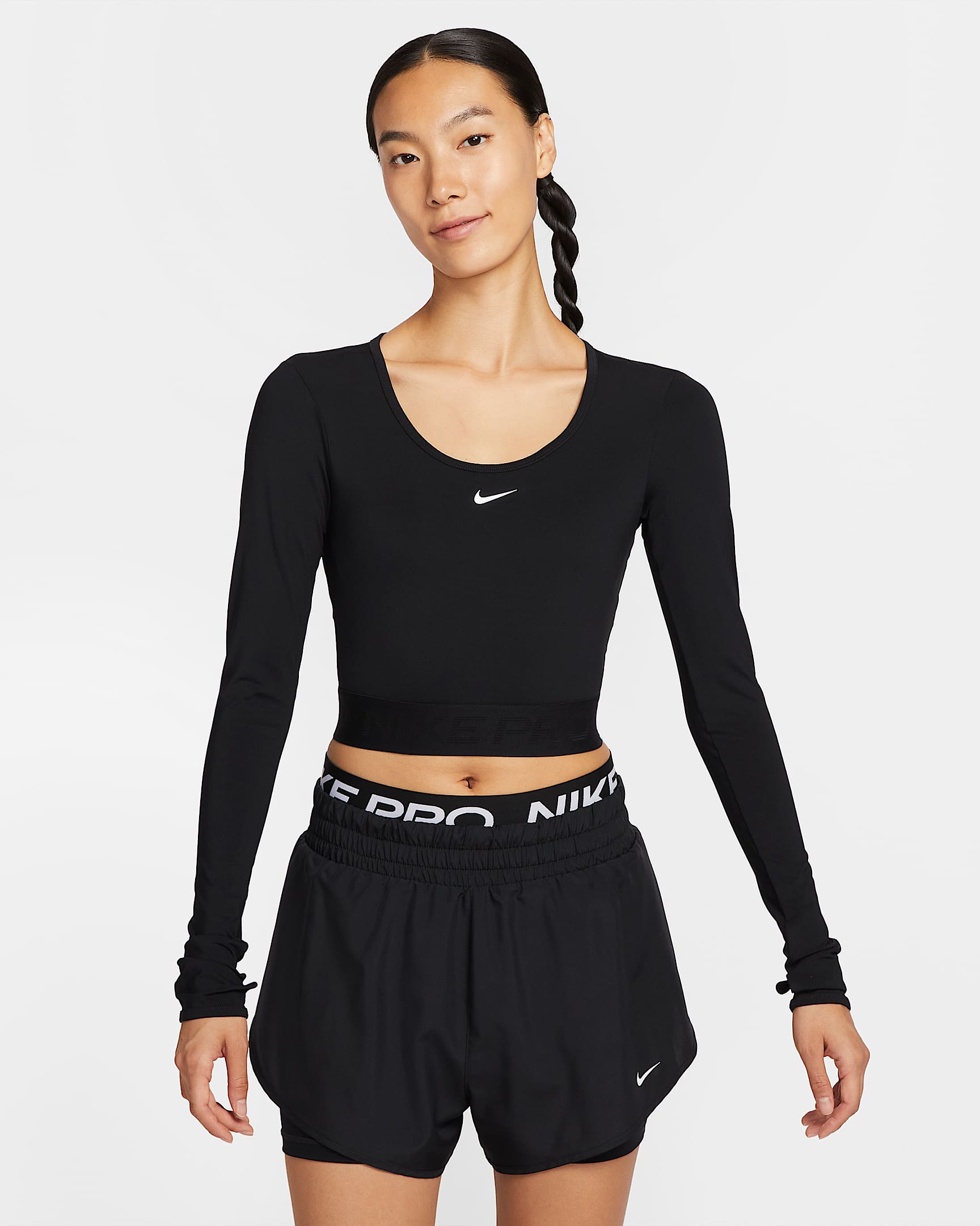 Nike Pro Dri-FIT 女子速干短款长袖训练上衣 - 黑/煤黑/白色
