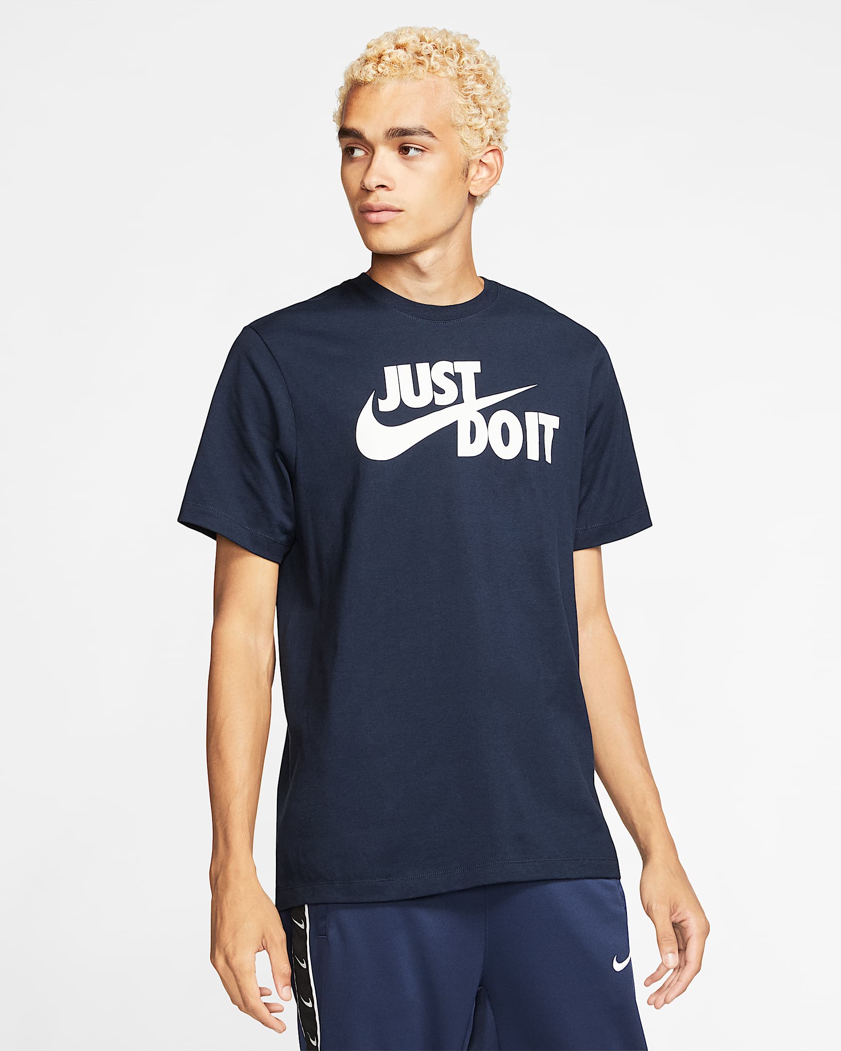 Nike Sportswear JDI 男子T恤 - 黑曜石色/白色