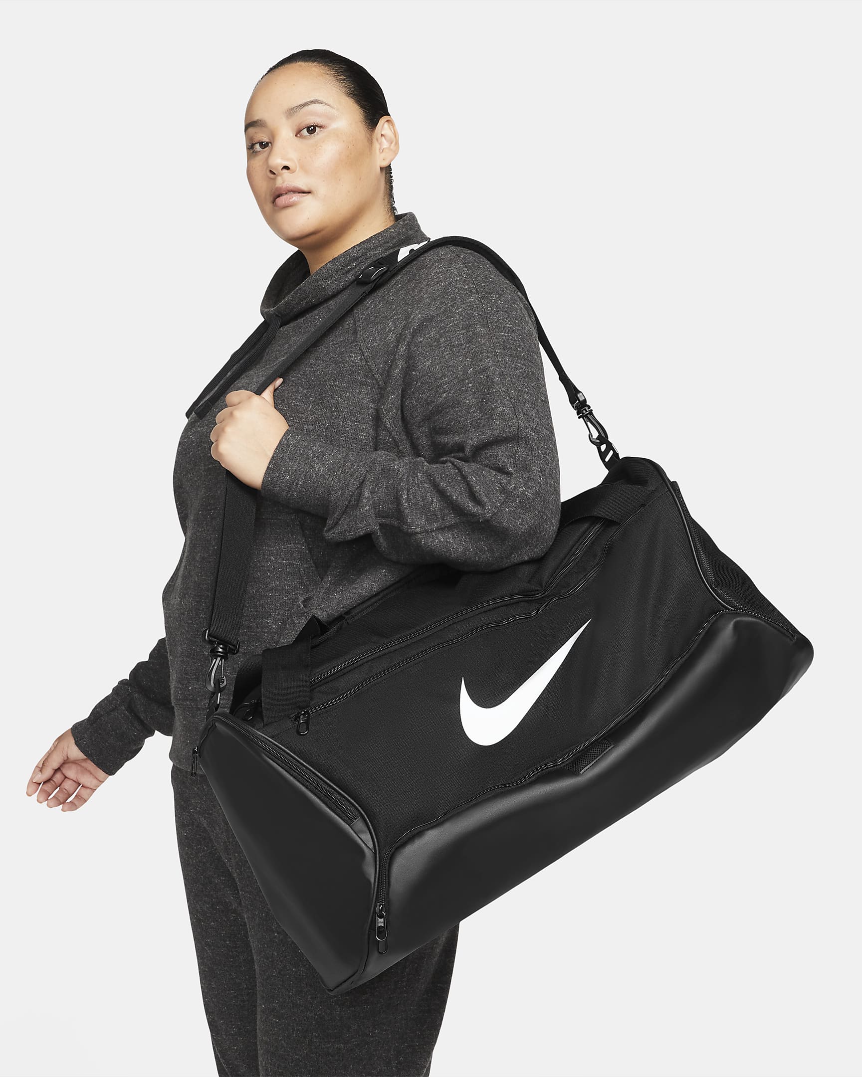 Nike Brasilia 9.5 训练行李包 - 黑/黑/白色